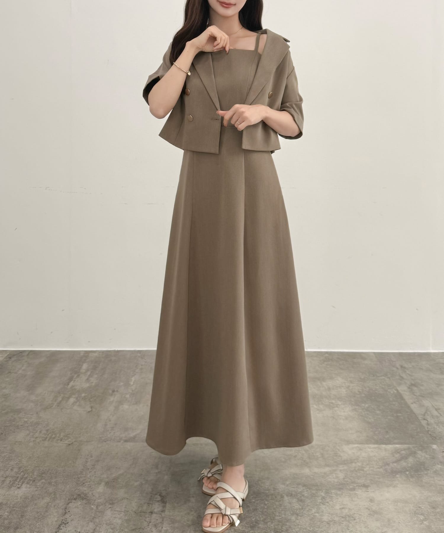 【ジュノア/JUNOAH】のCENEA コンパクト半袖ショートジャケット+フレアキャミワンピース インテリア・キッズ・メンズ・レディースファッション・服の通販 founy(ファウニー) 　ファッション　Fashion　レディースファッション　Fashion for Women　アウター　Coat / Outerwear Collection　レディースジャケット・軽アウター　Jackets　ワンピース　Dresses　キャミソールワンピース　Camisole Dresses　ウォッシュ　Washed Finish　コンパクト　Compact, Small Size　ショート　Short, Short Length　ジャケット　Jacket, Outerwear　タンブラー　Tumbler, Travel Mug　ダメージ　Distressed, Destroyed　ネップ　Nepp, Slub Yarn　プリント　Print, Printed Pattern　半袖　Short Sleeve, Half Sleeve　おすすめ　Recommended / Our Picks　グレージュ|ID: prp329100004976552 ipo3291000000037302231