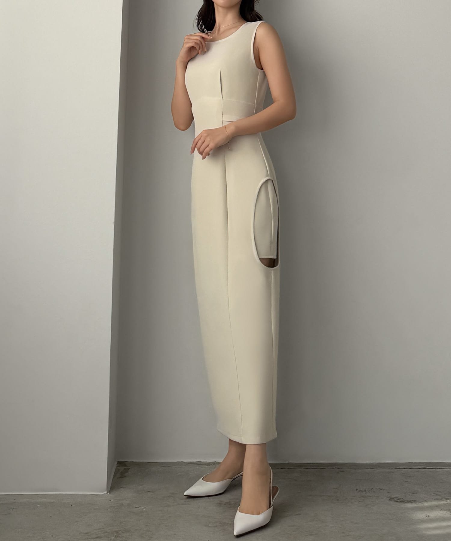 【ジュノア/JUNOAH】のLouere サークルスリットノースリーブワンピース インテリア・キッズ・メンズ・レディースファッション・服の通販 founy(ファウニー) 　ファッション　Fashion　レディースファッション　Fashion for Women　ワンピース　Dresses　ウォッシュ　Washed Finish　タンブラー　Tumbler, Travel Mug　ダメージ　Distressed, Destroyed　ネップ　Nepp, Slub Yarn　プリント　Print, Printed Pattern　おすすめ　Recommended / Our Picks　アイボリー|ID: prp329100004976676 ipo3291000000037302643