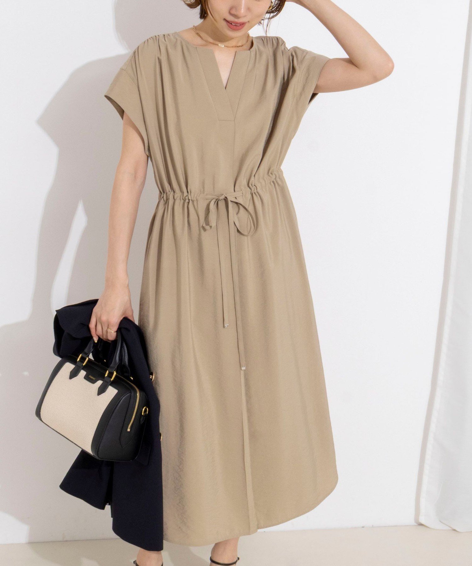【ノーリーズ/NOLLEY'S】のウォッシャブル前タックワンピース インテリア・キッズ・メンズ・レディースファッション・服の通販 founy(ファウニー) 　ファッション　Fashion　レディースファッション　Fashion for Women　ワンピース　Dresses　ウォッシャブル　Machine Washable　ドローコード　Drawcord, Drawstring Cord　おすすめ　Recommended / Our Picks　夏　Summer　ビジネス 仕事 通勤　Business / Work / Commuting　2026年　2026　2026春夏・S/S　Spring/Summer 2026 SS26　ベージュ|ID: prp329100004976704 ipo3291000000037302749
