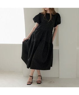 【ドノバン/DONOBAN】のフラワージャガードワンピース 大人の最旬トレンドファッション＆コーディネート founy(ファウニー) ファッション Fashion レディースファッション Fashion for Women ワンピース Dresses 今季 This Season, Current Season シンプル Simple, Minimal スリーブ Sleeve, Long Sleeve / Short Sleeve ティアードワンピース Tiered Dress, Flared Dress 人気 Popular, Best Seller ファブリック Fabric, Textile フラワー Flower, Floral ポケット Pocket, Pocket Detail リラックス Relax, Relaxed Fit エレガント 上品 Elegant |ID:prp329100004976774