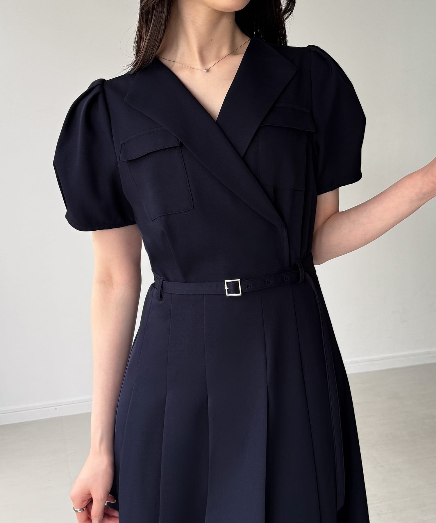 【ジュノア/JUNOAH】のベルト付きタックフレアノーカラーワンピース インテリア・キッズ・メンズ・レディースファッション・服の通販 founy(ファウニー) 　ファッション　Fashion　レディースファッション　Fashion for Women　ワンピース　Dresses　ベルト&ウエストマーク　Belts & Waist Accessories　ウォッシュ　Washed Finish　タンブラー　Tumbler, Travel Mug　ダメージ　Distressed, Destroyed　ネップ　Nepp, Slub Yarn　プリント　Print, Printed Pattern　おすすめ　Recommended / Our Picks　ネイビー|ID: prp329100004976814 ipo3291000000037303110