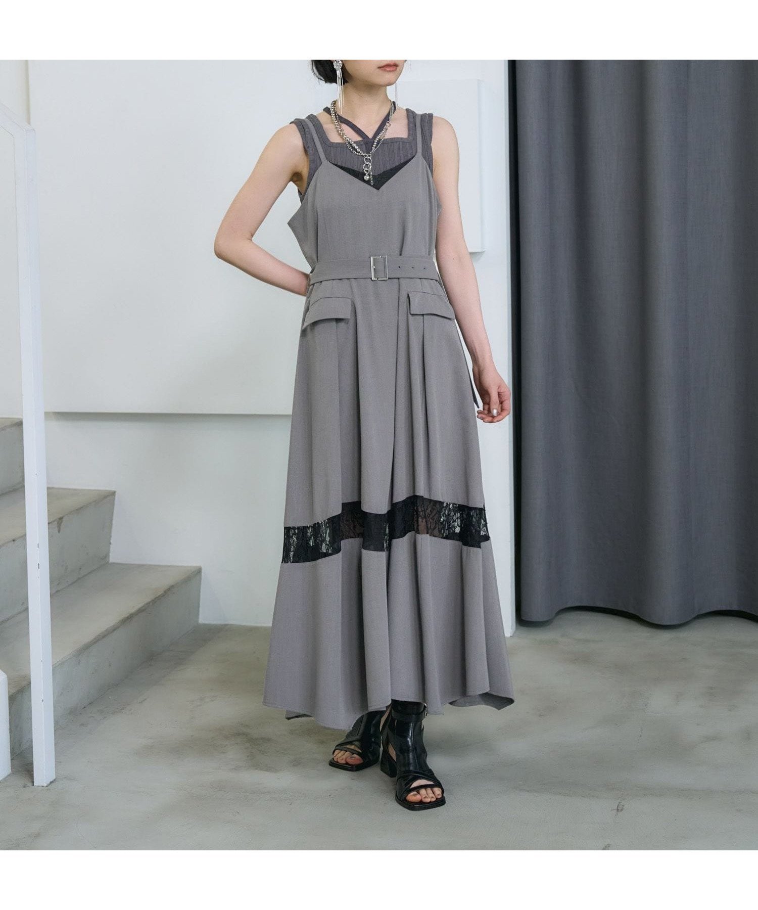 【ハレ/HARE】のレースキリカエキャミワンピース インテリア・キッズ・メンズ・レディースファッション・服の通販 founy(ファウニー) 　ファッション　Fashion　レディースファッション　Fashion for Women　ワンピース　Dresses　キャミソールワンピース　Camisole Dresses　ウェーブ　Wavy Pattern　キャミワンピース　Cami Dress, Slip Dress　ストレート　Straight, Straight Cut　タンク　Tank Top, Sleeveless Top　フラップ　Flap, Flap Pocket　フロント　Front, Front Design　ポケット　Pocket, Pocket Detail　レース　Lace, Lace Fabric　おすすめ　Recommended / Our Picks　夏　Summer　グレー15|ID: prp329100004976831 ipo3291000000037303174