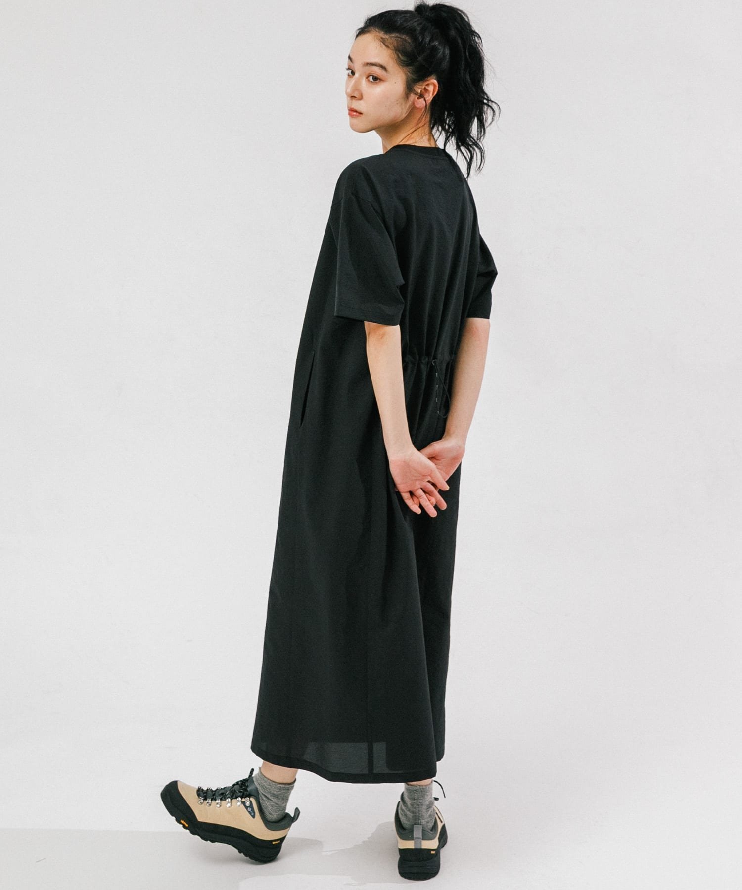 【アーバンリサーチ ドアーズ/URBAN RESEARCH DOORS】のDOT AIR ONEPIECE インテリア・キッズ・メンズ・レディースファッション・服の通販 founy(ファウニー) 　ファッション　Fashion　レディースファッション　Fashion for Women　軽量　Lightweight, Ultra Light　スピンドル　Spindle, Drawcord　プリント　Print, Printed Pattern　S/S・春夏　SS, Spring/Summer, Warm Season　夏　Summer　2026年　2026　2026春夏・S/S　Spring/Summer 2026 SS26　ブラック|ID: prp329100004976848 ipo3291000000037303233