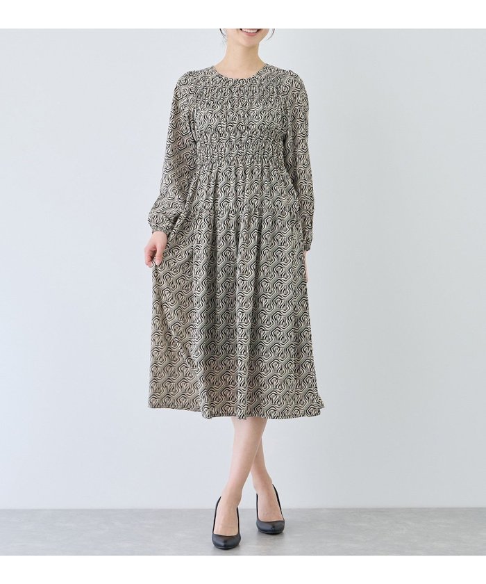 【ジャイロ/JAYRO】のフロントデザインワンピース インテリア・キッズ・メンズ・レディースファッション・服の通販 founy(ファウニー) https://founy.com/ ファッション Fashion レディースファッション Fashion for Women ワンピース Dresses カーディガン Cardigan, Knitwear シャーリング Shirring, Ruched シューズ Shoes, Footwear シンプル Simple, Minimal ジャケット Jacket, Outerwear ダウン Down, Puffer ドット Polka Dot, Dot Pattern パターン Pattern, Design Print フィット Fit, Slim Fit フラット Flat, Flat Shoes フロント Front, Front Design ポケット Pocket, Pocket Detail モダン Modern, Contemporary ランダム Random, Irregular おすすめ Recommended / Our Picks |ID: prp329100004976856 ipo3291000000037303262