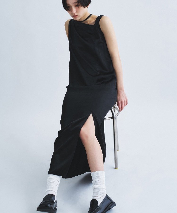 【その他のブランド/Other】のsatin neck slit dress インテリア・キッズ・メンズ・レディースファッション・服の通販 founy(ファウニー) 　ファッション　Fashion　レディースファッション　Fashion for Women　ワンピース　Dresses　フォーマル・パーティードレス・結婚式用ドレス　Elegant & Casual Dresses　アシンメトリー　Asymmetrical Style　インナー　Innerwear　オケージョン　Occasion Wear　ヴィンテージ　Vintage Style　カッティング　Cutting Detail　クラシカル　Classical, Vintage-Inspired　今季　This Season, Current Season　サテン　Satin, Glossy Fabric　シャンブレー　Chambray, Denim-Like Fabric　スマート　Smart, Elegant　スリット　Slit, Slit Detail　デニム　Denim, Jeans Material　ドレス　Dress, One-Piece　フロント　Front, Front Design　モダン　Modern, Contemporary　ロング　Long, Long-Length　ワイド　Wide, Wide Fit　おすすめ　Recommended / Our Picks　ブラック|ID: prp329100004976859 ipo3291000000037303275
