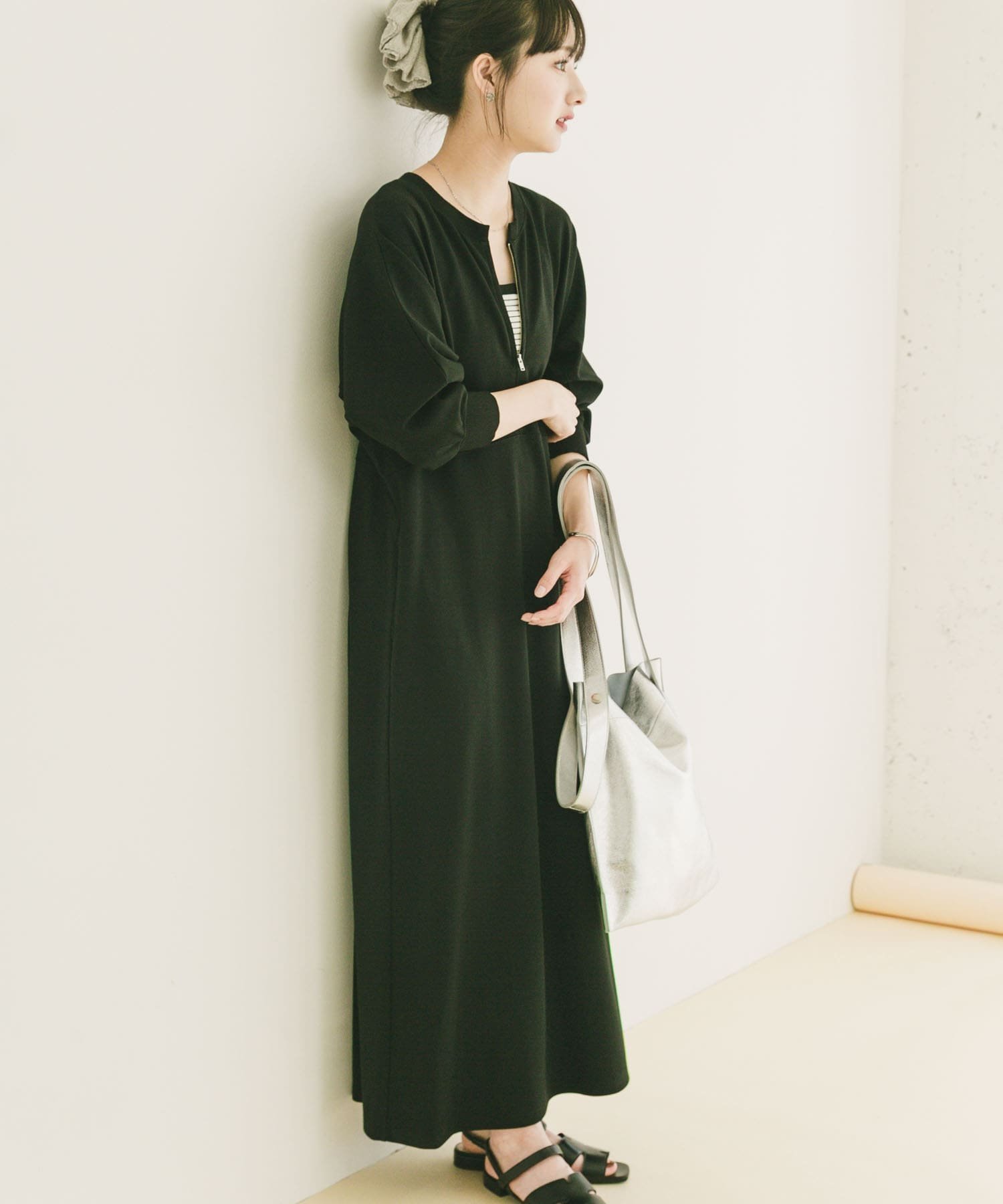 【アイテムズアーバンリサーチ/ITEMS URBAN RESEARCH】のハーフジップドルマンワンピース インテリア・キッズ・メンズ・レディースファッション・服の通販 founy(ファウニー) 　ファッション　Fashion　レディースファッション　Fashion for Women　ワンピース　Dresses　2026年　2026　2026春夏・S/S　Spring/Summer 2026 SS26　シンプル　Simple, Minimal　ジップ　Zip, Zipper　バランス　Balance, Style Balance　リラックス　Relax, Relaxed Fit　夏　Summer　S/S・春夏　SS, Spring/Summer, Warm Season　ブラック|ID: prp329100004976864 ipo3291000000037303293
