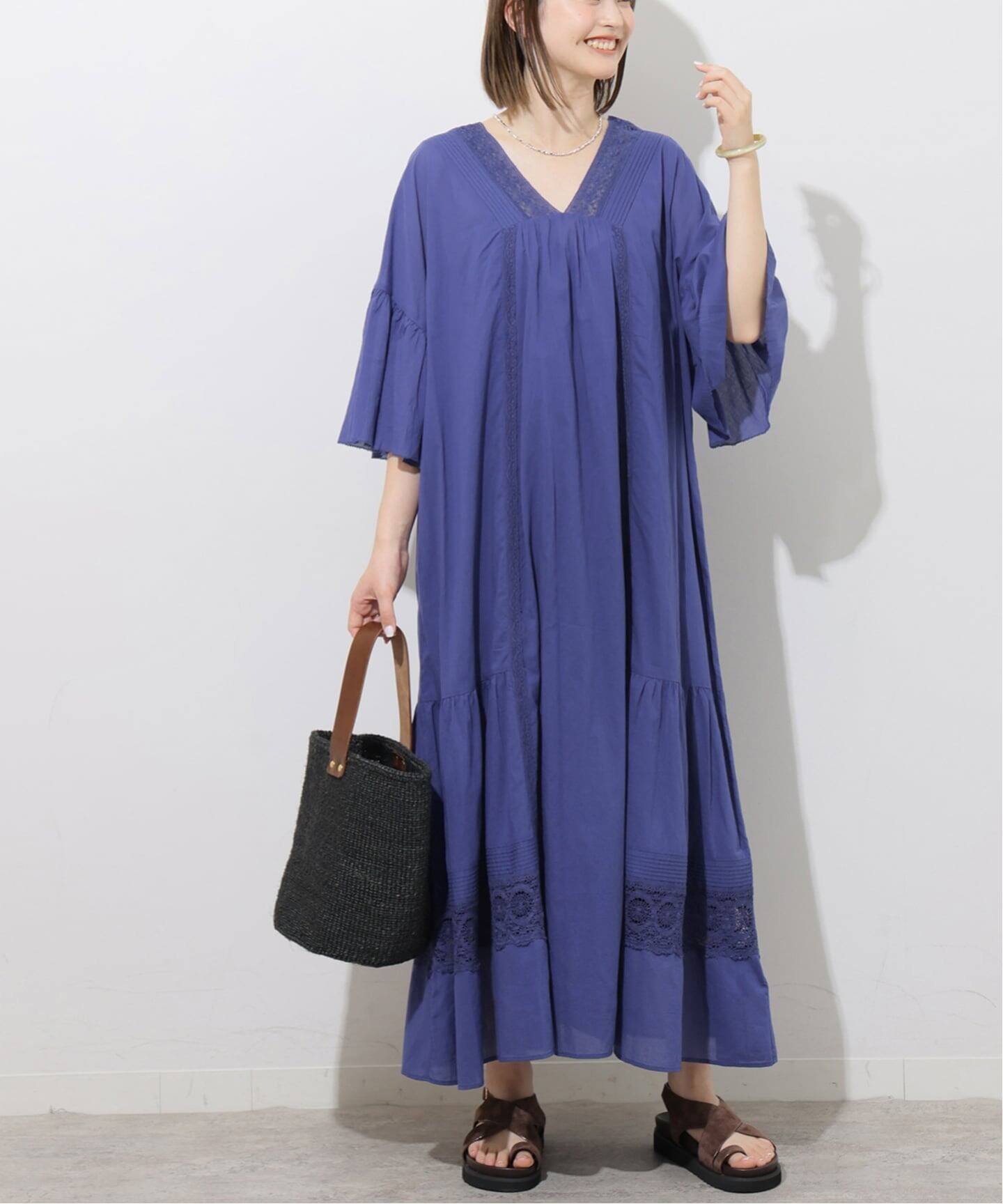 【ジャーナルスタンダード レリューム/JOURNAL STANDARD relume】のコットンボイルVネックレースワンピース インテリア・キッズ・メンズ・レディースファッション・服の通販 founy(ファウニー) 　ファッション　Fashion　レディースファッション　Fashion for Women　ワンピース　Dresses　2026年　2026　2026春夏・S/S　Spring/Summer 2026 SS26　インド　Indian Textile　ティアード　Tiered, Tiered Style　リラックス　Relax, Relaxed Fit　レース　Lace, Lace Fabric　夏　Summer　ブルー A|ID: prp329100004976880 ipo3291000000037303342