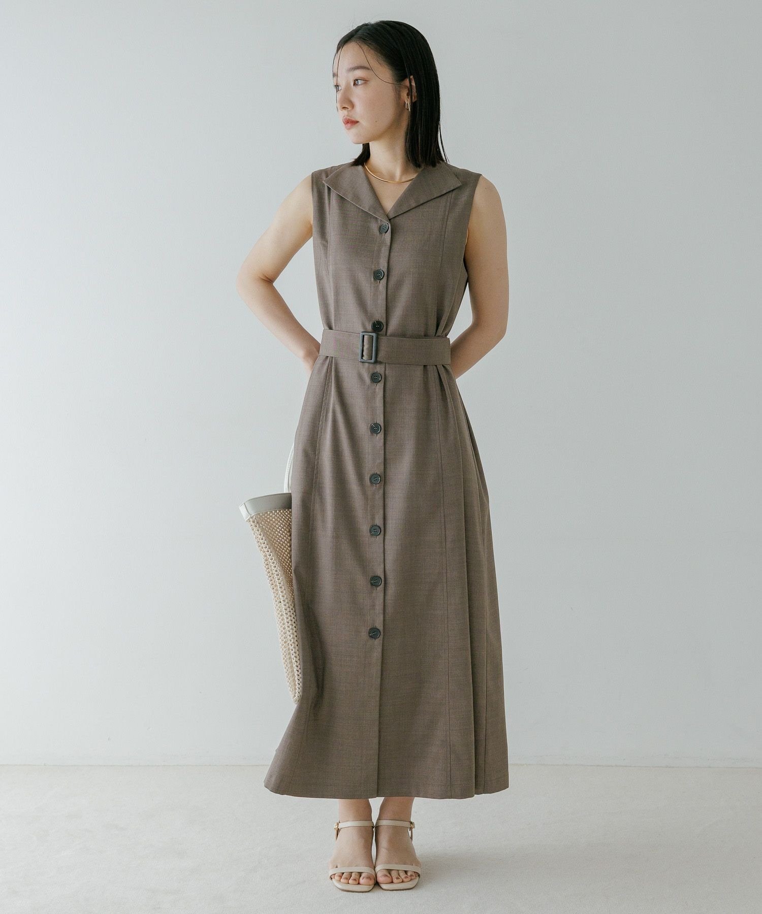 【アンデミュウ/Andemiu】のトレンチジレワンピース インテリア・キッズ・メンズ・レディースファッション・服の通販 founy(ファウニー) 　ファッション　Fashion　レディースファッション　Fashion for Women　アウター　Coat / Outerwear Collection　フィット　Fit, Slim Fit　フレア　Flare, Flared　今季　This Season, Current Season　ブラウン|ID: prp329100004976929 ipo3291000000037303506