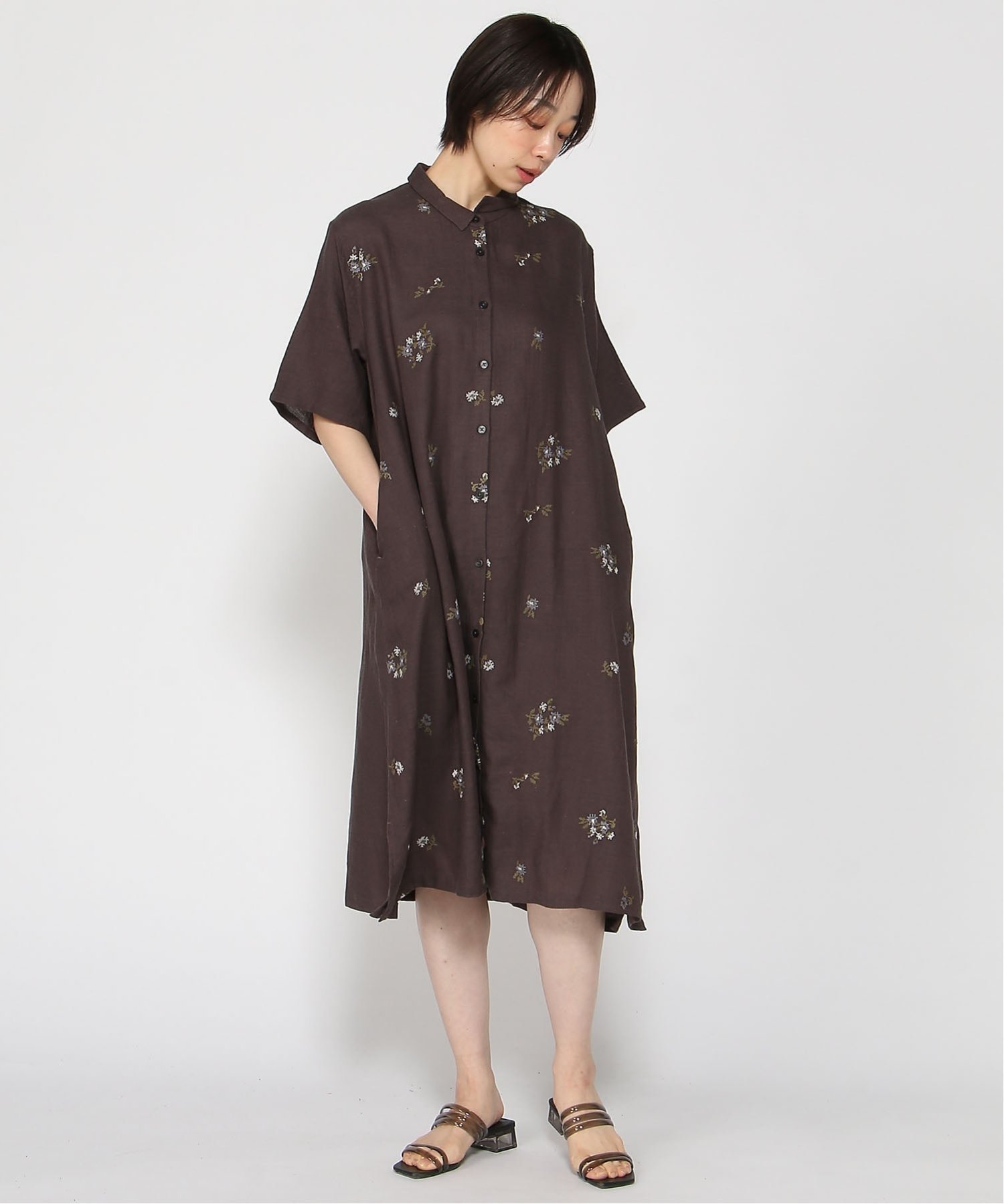 【クラウドナイン/cloudnine】のcloudnine/【2026 新作】花刺刺繍入りジャカードワンピース 前開き5分袖ナチュラル素材 羽織り 体型カバー インテリア・キッズ・メンズ・レディースファッション・服の通販 founy(ファウニー) 　ファッション　Fashion　レディースファッション　Fashion for Women　ワンピース　Dresses　エンブロイダリー　Embroidery Design　ジャカード／ジャガード　Jacquard, Woven Pattern　フラワー　Flower, Floral　モチーフ　Motif, Design Theme　リラックス　Relax, Relaxed Fit　エレガント 上品　Elegant　06 チャコール|ID: prp329100004976968 ipo3291000000037303644