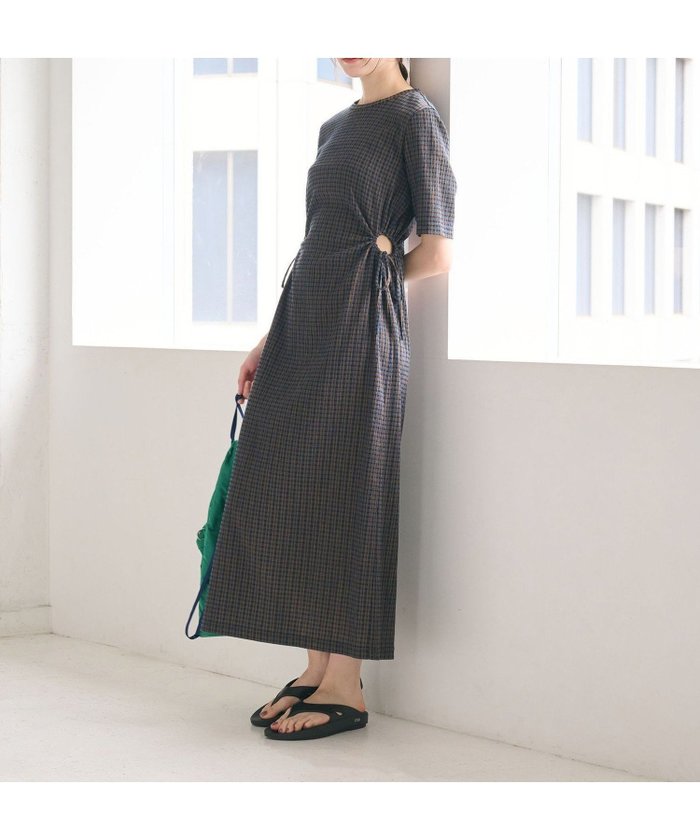 【ビューティ&ユース ユナイテッドアローズ/BEAUTY&YOUTH / UNITED ARROWS】のサイドホール ショートスリーブ ワンピース インテリア・キッズ・メンズ・レディースファッション・服の通販 founy(ファウニー) https://founy.com/ ファッション Fashion レディースファッション Fashion for Women ワンピース Dresses サンダル Sandals, Summer Shoes ショート Short, Short Length スニーカー Sneakers, Trainers スリーブ Sleeve, Long Sleeve / Short Sleeve チェック Check, Plaid, Tartan ドローストリング Drawstring, Pull Cord フラット Flat, Flat Shoes リボン Ribbon, Bow おすすめ Recommended / Our Picks 夏 Summer |ID: prp329100004977053 ipo3291000000037303933