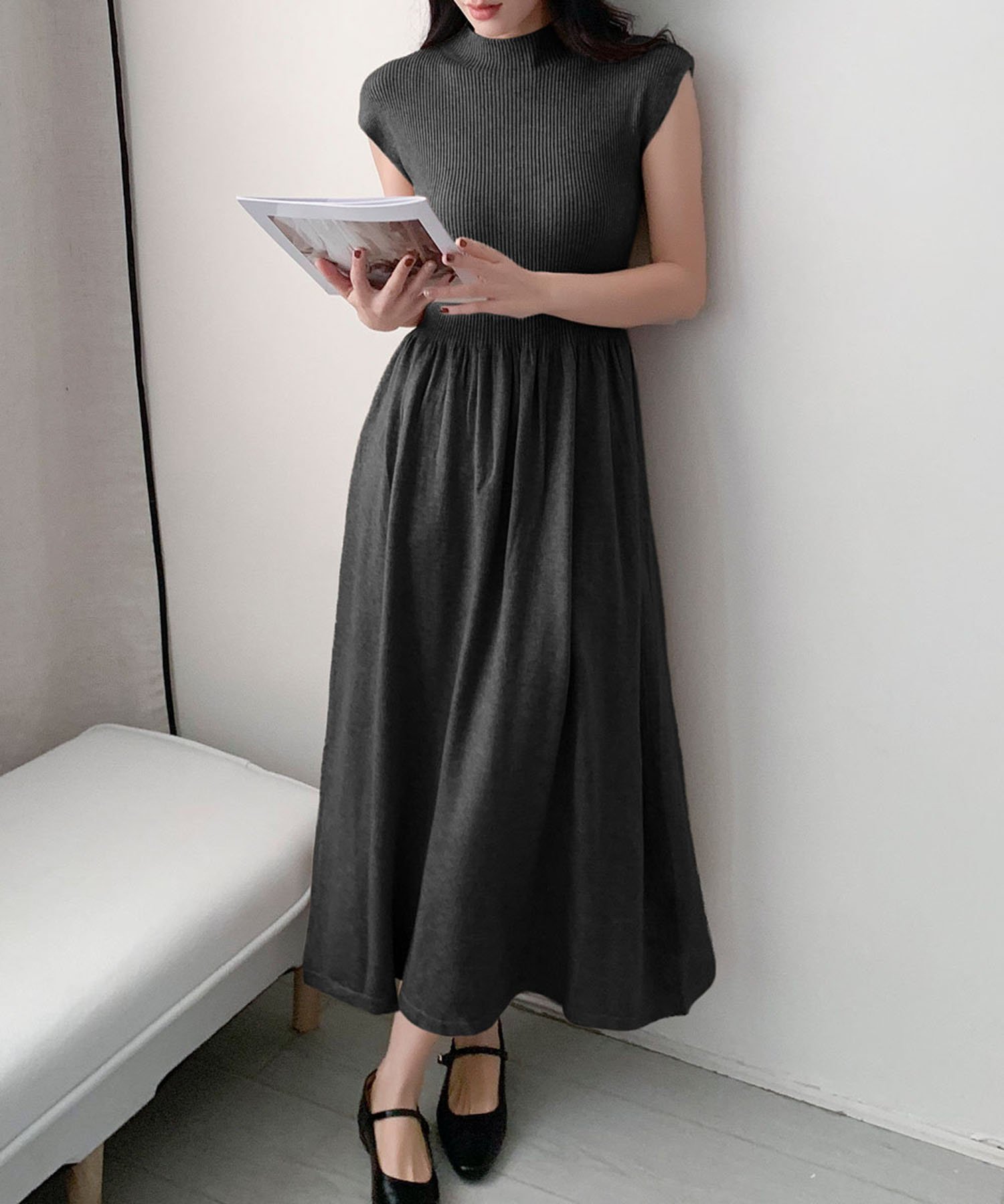 【リバーフィールド アンド コー/RIVER FIELD & Co】のボトルネック フレンチスリーブ ロングワンピース 半袖 インテリア・キッズ・メンズ・レディースファッション・服の通販 founy(ファウニー) 　ファッション　Fashion　レディースファッション　Fashion for Women　ワンピース　Dresses　インナー　Innerwear　ギャザー　Gathered, Ruffled　スリーブ　Sleeve, Long Sleeve / Short Sleeve　フレア　Flare, Flared　フレンチ　French, French Style　ベスト　Vest, Waistcoat　ボトルネック　Bottle Neck, Mock Neck　ロング　Long, Long-Length　エレガント 上品　Elegant　再入荷　Restock / Back in Stock　半袖　Short Sleeve, Half Sleeve　CGY|ID: prp329100004977089 ipo3291000000037304061
