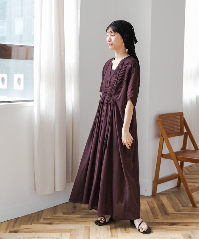 【アーバンリサーチ ドアーズ/URBAN RESEARCH DOORS】のピンタックギャザーワンピース インテリア・キッズ・メンズ・レディースファッション・服の通販 founy(ファウニー) https://founy.com/ ファッション Fashion レディースファッション Fashion for Women ワンピース Dresses 2026年 2026 2026春夏・S/S Spring/Summer 2026 SS26 インド Indian Textile シンプル Simple, Minimal フロント Front, Front Design リゾート Resort, Vacation Style リラックス Relax, Relaxed Fit エレガント 上品 Elegant 夏 Summer S/S・春夏 SS, Spring/Summer, Warm Season |ID: prp329100004977107 ipo3291000000037304131