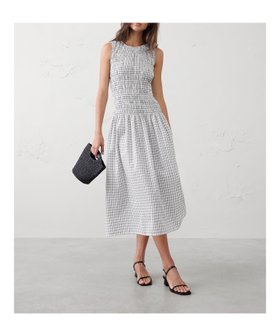 【バナナリパブリック ファクトリーストア/BANANA REPUBLIC FACTORY STORE】のシアサッカー スモッキング ワンピース 大人の最旬トレンドファッション&コーディネート founy(ファウニー) ファッション Fashion レディースファッション Fashion for Women ワンピース Dresses カーディガン Cardigan, Knitwear ジャケット Jacket, Outerwear スモッキング Smocking, Gathered Stitching チェック Check, Plaid, Tartan ドレス Dress, One-Piece ノースリーブ Sleeveless, No-Sleeve プリント Print, Printed Pattern |ID:prp329100004977139