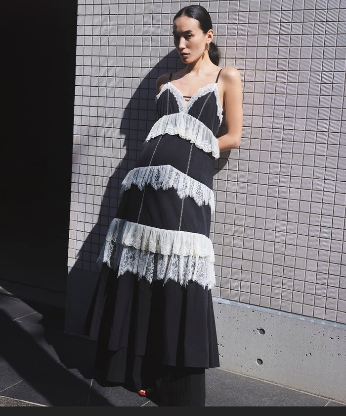 【メゾンスペシャル/MAISON SPECIAL】のLace Tiered Cami Dress / レースティアードキャミワンピース インテリア・キッズ・メンズ・レディースファッション・服の通販 founy(ファウニー) https://founy.com/ ファッション Fashion レディースファッション Fashion for Women ワンピース Dresses フォーマル・パーティードレス・結婚式用ドレス Elegant & Casual Dresses キャミソールワンピース Camisole Dresses おすすめ Recommended / Our Picks タンク Tank Top, Sleeveless Top ダウン Down, Puffer ドッキング Docking, Mixed Material レース Lace, Lace Fabric |ID: prp329100004977176 ipo3291000000037304356