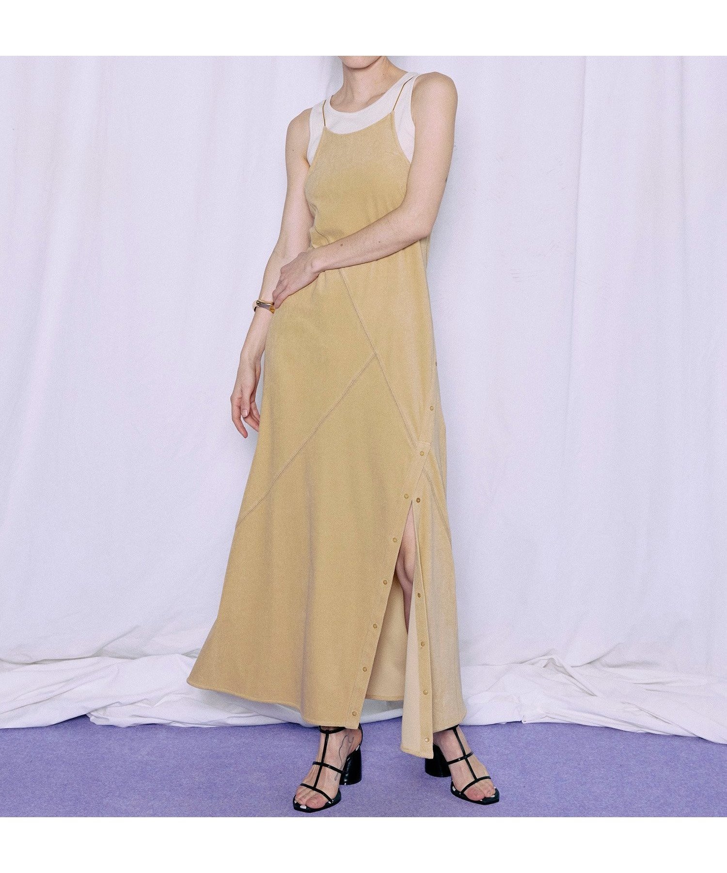 【メゾンスペシャル/MAISON SPECIAL】のTank Set Pile Flare Dress / タンク付パイルフレアワンピース インテリア・キッズ・メンズ・レディースファッション・服の通販 founy(ファウニー) 　ファッション　Fashion　レディースファッション　Fashion for Women　ワンピース　Dresses　フォーマル・パーティードレス・結婚式用ドレス　Elegant & Casual Dresses　おすすめ　Recommended / Our Picks　インナー　Innerwear　スリット　Slit, Slit Detail　タンク　Tank Top, Sleeveless Top　デニム　Denim, Jeans Material　フレア　Flare, Flared　吸水　Absorbent, Quick-Dry　夏　Summer　YEL|ID: prp329100004977178 ipo3291000000037304365