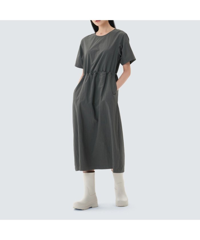 【スノーピーク/SNOW PEAK】のTaslan S/S Dress インテリア・キッズ・メンズ・レディースファッション・服の通販 founy(ファウニー) https://founy.com/ ファッション Fashion レディースファッション Fashion for Women ワンピース Dresses フォーマル・パーティードレス・結婚式用ドレス Elegant & Casual Dresses アウトドア Outdoor Clothing 春 Spring コレクション Collection, Seasonal Line 軽量 Lightweight, Ultra Light ストリング String, Drawstring スリット Slit, Slit Detail 半袖 Short Sleeve, Half Sleeve S/S・春夏 SS, Spring/Summer, Warm Season 夏 Summer 2026年 2026 2026春夏・S/S Spring/Summer 2026 SS26 |ID: prp329100004977184 ipo3291000000037304385