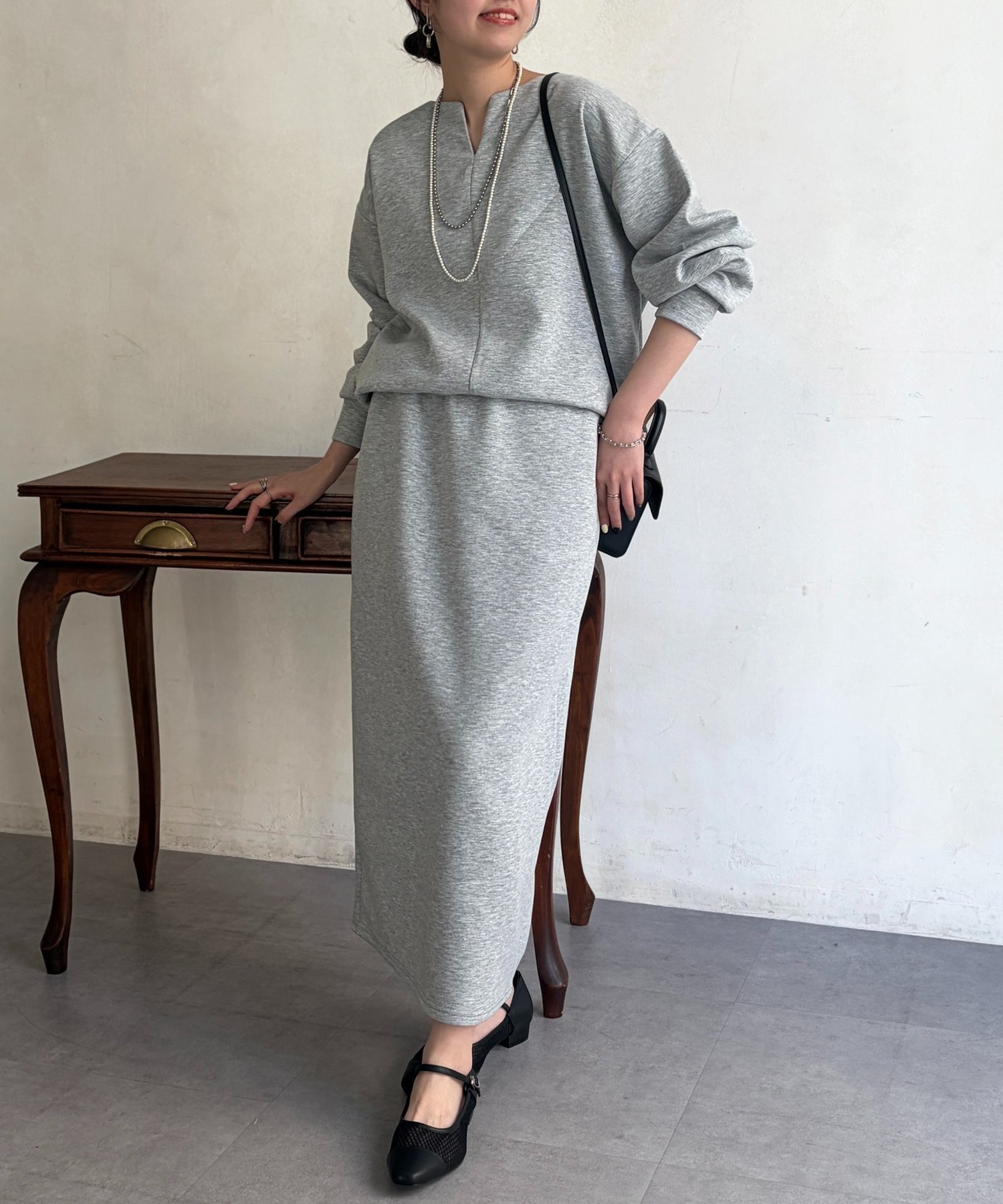 【シェトワ/Chez toi】のスキッパーボンディングプルオーバー×ナロースカート インテリア・キッズ・メンズ・レディースファッション・服の通販 founy(ファウニー) 　ファッション　Fashion　レディースファッション　Fashion for Women　スカート　Skirts　スキッパー　Skipper, Open Collar　セットアップ　Set-Up, Coordinated Outfit　デニム　Denim, Jeans Material　ワイド　Wide, Wide Fit　再入荷　Restock / Back in Stock　グレー|ID: prp329100004977201 ipo3291000000037304439