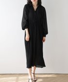 【ラジュール/Lajour】のジョーゼット プリーツ ドッキング ワンピース 大人の最旬トレンドファッション＆コーディネート founy(ファウニー) ファッション Fashion レディースファッション Fashion for Women ワンピース Dresses 2026年 2026 2026春夏・S/S Spring/Summer 2026 SS26 ジョーゼット Georgette, Semi-Sheer Fabric ドッキング Docking, Mixed Material ドレープ Drape, Draping Fabric プリーツ Pleats, Pleated エレガント 上品 Elegant thumbnail ブラック|ID: prp329100004977263 ipo3291000000037304639