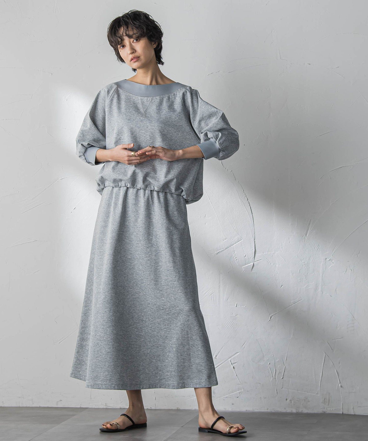 【メイソングレイ/MAYSON GREY】のボートネックドロストヘムスカートセットアップ インテリア・キッズ・メンズ・レディースファッション・服の通販 founy(ファウニー) 　ファッション　Fashion　レディースファッション　Fashion for Women　セットアップ　Matching Sets　スカート・ミニ/ミディ/マキシ　Skirts / Mini, Midi & Maxi Skirts　春　Spring　コンパクト　Compact, Small Size　切替　Switching, Contrast Panel　サンダル　Sandals, Summer Shoes　シューズ　Shoes, Footwear　スニーカー　Sneakers, Trainers　セットアップ　Set-Up, Coordinated Outfit　バランス　Balance, Style Balance　フォルム　Silhouette, Form　S/S・春夏　SS, Spring/Summer, Warm Season　おすすめ　Recommended / Our Picks　夏　Summer　旅行　Travel　2026年　2026　2026春夏・S/S　Spring/Summer 2026 SS26　ライトグレー|ID: prp329100004977264 ipo3291000000037304641