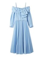 【スナイデル/SNIDEL】のビッグリボンシャツワンピース 大人の最旬トレンドファッション＆コーディネート founy(ファウニー) ファッション Fashion レディースファッション Fashion for Women ワンピース Dresses シャツワンピース / 1枚で着映えコーデ Shirt Dresses カフス Cuff Design ギャザー Gathered, Ruffled クラシカル Classical, Vintage-Inspired シェイプ Shape, Slim Fit シャーリング Shirring, Ruched スマート Smart, Elegant チェック Check, Plaid, Tartan トレンド Trend, Trending Now フィット Fit, Slim Fit フォーマル Formal, Dressy プリーツ Pleats, Pleated 無地 Plain, Solid Color リボン Ribbon, Bow ロング Long, Long-Length thumbnail BLU[086]|ID: prp329100004977312 ipo3291000000037304822