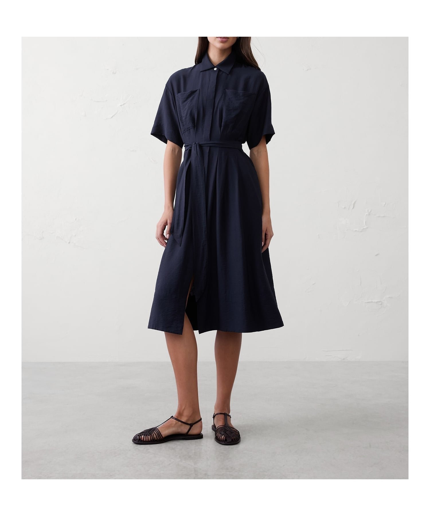 【バナナリパブリック ファクトリーストア/BANANA REPUBLIC FACTORY STORE】のプリーツ ミディ シャツワンピース インテリア・キッズ・メンズ・レディースファッション・服の通販 founy(ファウニー) 　ファッション　Fashion　レディースファッション　Fashion for Women　ワンピース　Dresses　シャツワンピース / 1枚で着映えコーデ　Shirt Dresses　フェミニン　Feminine, Girly　フレア　Flare, Flared　プリーツ　Pleats, Pleated　リボン　Ribbon, Bow　PREPPY_NAVY|ID: prp329100004977325 ipo3291000000037304867