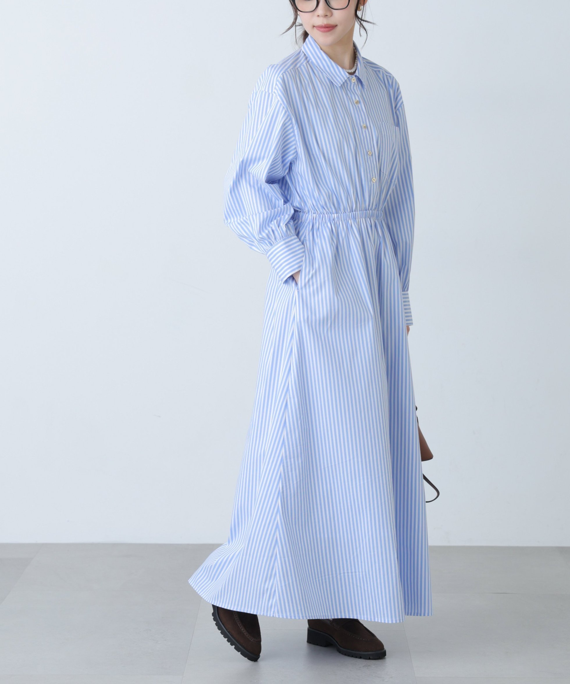 【フリーズマート/FREE'S MART】のロングシャツワンピース インテリア・キッズ・メンズ・レディースファッション・服の通販 founy(ファウニー) 　ファッション　Fashion　レディースファッション　Fashion for Women　ワンピース　Dresses　シャツワンピース / 1枚で着映えコーデ　Shirt Dresses　ストライプ　Stripe, Striped Pattern　ツイル　Twist, Twisted Detail　フレア　Flare, Flared　ブラウジング　Blouson Silhouette, Cinched Waist　ポケット　Pocket, Pocket Detail　無地　Plain, Solid Color　オフベースストライプ1|ID: prp329100004977342 ipo3291000000037304928