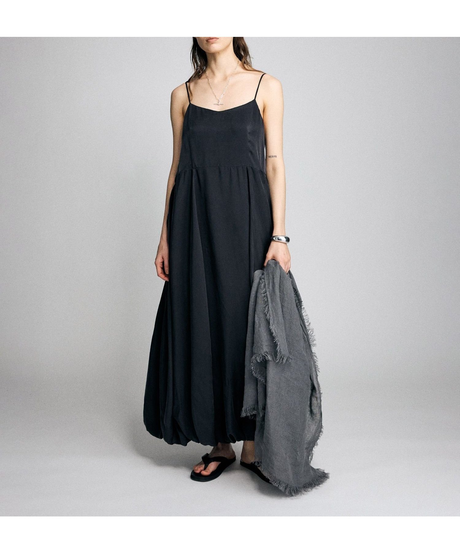 【ブリル/BRILL】のサテンバルーンキャミワンピース インテリア・キッズ・メンズ・レディースファッション・服の通販 founy(ファウニー) 　ファッション　Fashion　レディースファッション　Fashion for Women　ワンピース　Dresses　キャミソールワンピース　Camisole Dresses　キャミソール　Camisole, Spaghetti Strap Top　キュプラ　Cupro, Eco Fabric　バルーン　Balloon, Balloon Silhouette　フィット　Fit, Slim Fit　ブラック|ID: prp329100004977373 ipo3291000000037305032