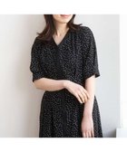 【オフオン/ofuon】のドット柄ウエストタックワンピース/洗濯機で洗える/WEB限定サイズあり 大人の最旬トレンドファッション＆コーディネート founy(ファウニー) ファッション Fashion レディースファッション Fashion for Women ワンピース Dresses アンダー Underwear Essentials 春 Spring 洗える Machine Washable 秋 Autumn カーディガン Cardigan, Knitwear ジャケット Jacket, Outerwear ストレート Straight, Straight Cut ドット Polka Dot, Dot Pattern なめらか Smooth, Silky Texture 冬 Winter / This Winter 再入荷 Restock / Back in Stock 夏 Summer エレガント 上品 Elegant thumbnail ブラック|ID: prp329100004977403 ipo3291000000037305125