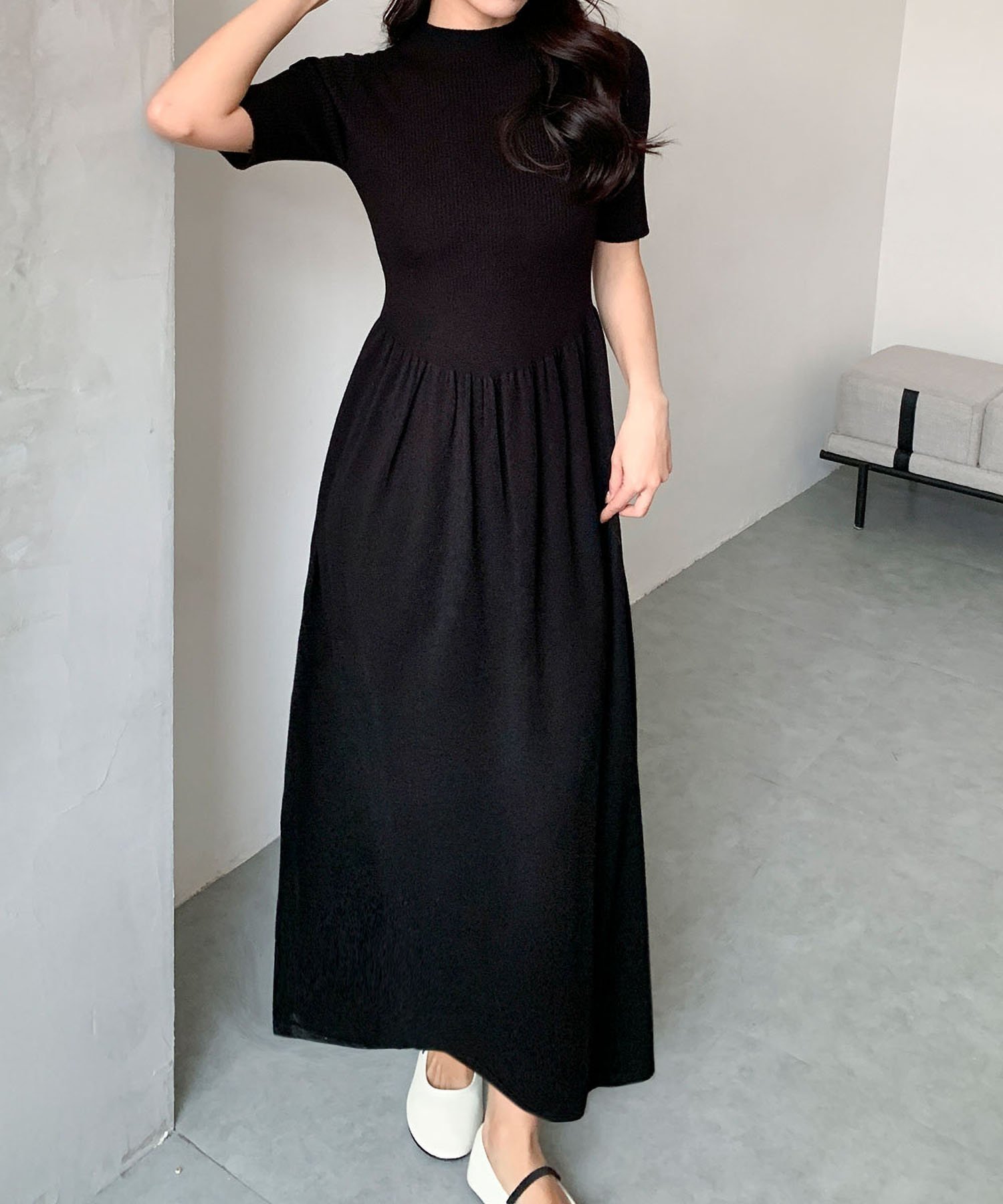 【リバーフィールド アンド コー/RIVER FIELD & Co】のハイネック ニット ロングワンピース インテリア・キッズ・メンズ・レディースファッション・服の通販 founy(ファウニー) 　ファッション　Fashion　レディースファッション　Fashion for Women　ワンピース　Dresses　ギャザー　Gathered, Ruffled　ジャケット　Jacket, Outerwear　ハイネック　High Neck, Mock Neck　フレア　Flare, Flared　ボトルネック　Bottle Neck, Mock Neck　半袖　Short Sleeve, Half Sleeve　ロング　Long, Long-Length　再入荷　Restock / Back in Stock　BK|ID: prp329100004977449 ipo3291000000037305302