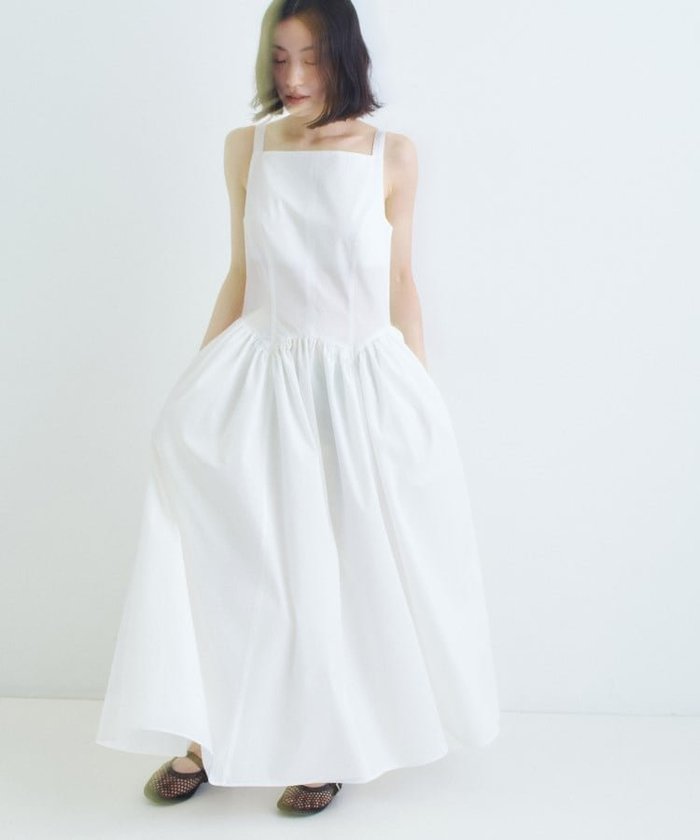 【その他のブランド/Other】のgathers drama dress インテリア・キッズ・メンズ・レディースファッション・服の通販 founy(ファウニー) https://founy.com/ ファッション Fashion レディースファッション Fashion for Women ワンピース Dresses フォーマル・パーティードレス・結婚式用ドレス Elegant & Casual Dresses アクセサリー Fashion Accessories ギャザー Gathered, Ruffled 吸水 Absorbent, Quick-Dry サッカー Seersucker, Summer Fabric サンダル Sandals, Summer Shoes シンプル Simple, Minimal ジャケット Jacket, Outerwear スクエア Square, Square Shape スニーカー Sneakers, Trainers スマート Smart, Elegant ドレス Dress, One-Piece バランス Balance, Style Balance フェミニン Feminine, Girly 夏 Summer 2025年 2025 2025春夏・S/S Spring/Summer 2025 SS25 |ID: prp329100004977522 ipo3291000000037305556