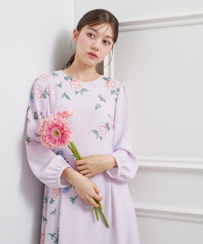 【スーナウーナ/SunaUna】の【co creation and yours/SS~L】オリエンタルプリントワンピース インテリア・キッズ・メンズ・レディースファッション・服の通販 founy(ファウニー) https://founy.com/ ファッション Fashion レディースファッション Fashion for Women ワンピース Dresses スリーブ Sleeve, Long Sleeve / Short Sleeve フィット Fit, Slim Fit フレア Flare, Flared 切替 Switching, Contrast Panel |ID: prp329100004977530 ipo3291000000037305583