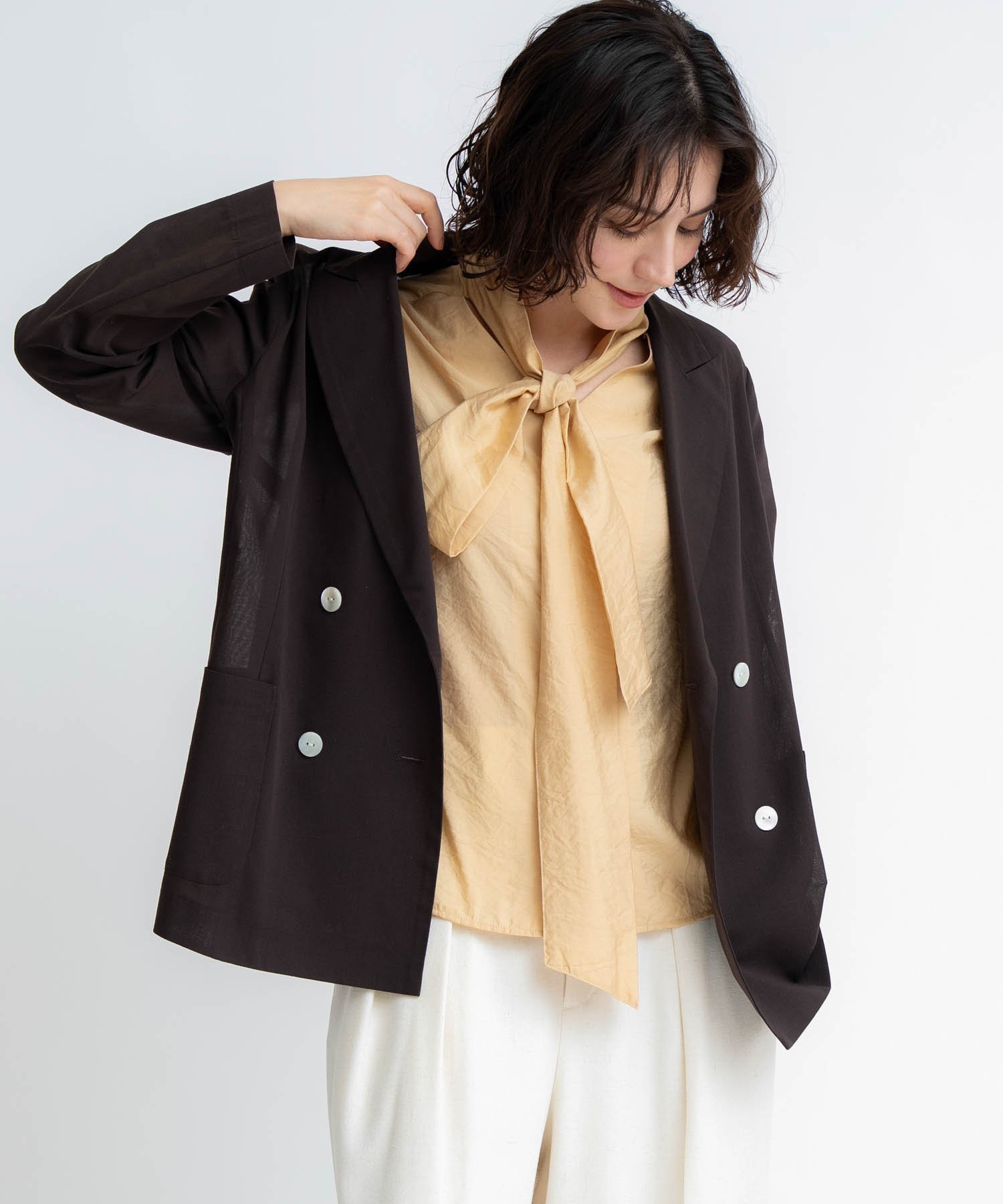 【ノエラ/Noela】のシアーダブルジャケット インテリア・キッズ・メンズ・レディースファッション・服の通販 founy(ファウニー) 　ファッション　Fashion　レディースファッション　Fashion for Women　アウター　Coat / Outerwear Collection　レディースジャケット・軽アウター　Jackets　シアー　Sheer, See-Through　ジャケット　Jacket, Outerwear　ストレッチ　Stretch, Stretchy Fabric　ダブル　Double, Double-Breasted　ポケット　Pocket, Pocket Detail　エレガント 上品　Elegant　チャ|ID: prp329100004978303 ipo3291000000037308705