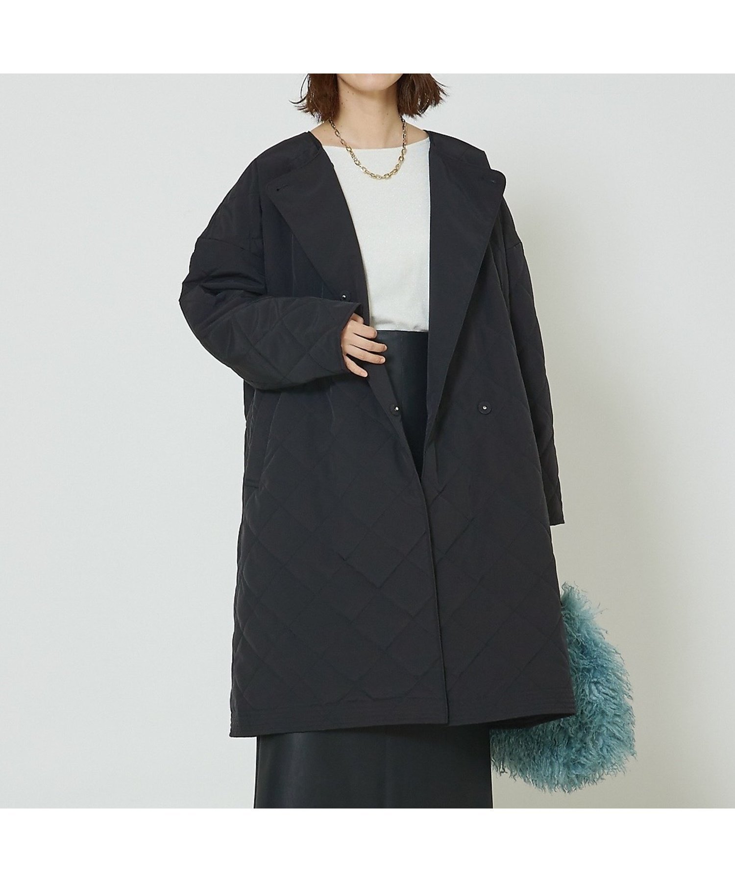 【アバハウスマヴィ/abahouse mavie】のキルトリバーシブルコート インテリア・キッズ・メンズ・レディースファッション・服の通販 founy(ファウニー) 　ファッション　Fashion　レディースファッション　Fashion for Women　アウター　Coat / Outerwear Collection　コート・ロングコート・ピーコート　Long Coats, Peacoats & More　おすすめ　Recommended / Our Picks　キルティング　Quilted, Quilting　シンプル　Simple, Minimal　ダブル　Double, Double-Breasted　デニム　Denim, Jeans Material　フラット　Flat, Flat Shoes　リバーシブル　Reversible, Two-Sided　エレガント 上品　Elegant　ビジネス 仕事 通勤　Business / Work / Commuting　ブラック|ID: prp329100004978315 ipo3291000000037308748