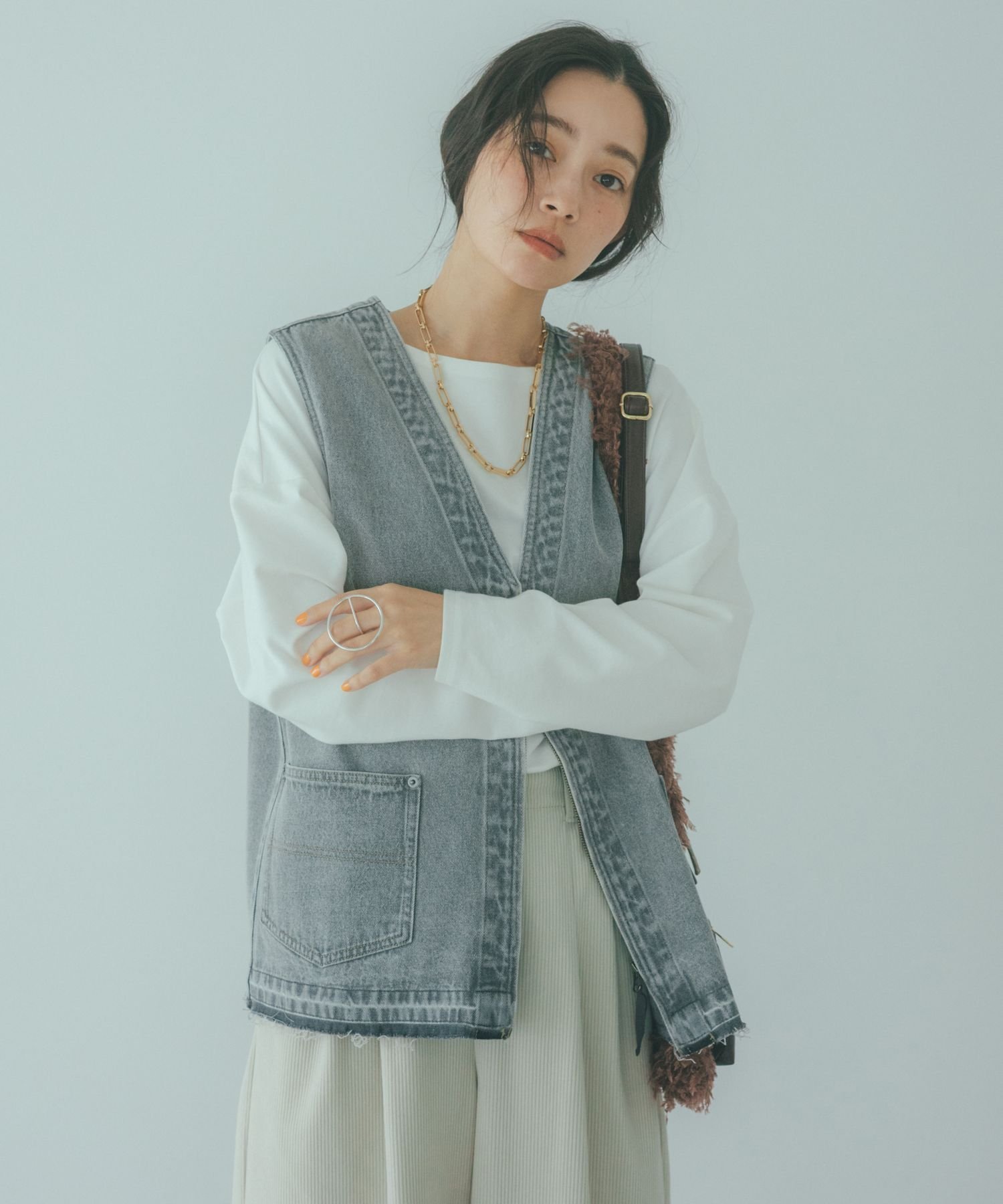 【スタディオ クリップ/studio CLIP】のZIPデニムベスト《CLIP denim》 大人の最旬トレンドファッション＆コーディネート founy(ファウニー) 　ファッション　Fashion　レディースファッション　Fashion for Women　アウター　Coat / Outerwear Collection　トップス・カットソー　Cut & Sew Tops　ベスト&ジレ / 重ね着スタイル　Vests & Gilets　おすすめ　Recommended / Our Picks　ケミカル　Chemical, Chemical Wash　スウェット / スエット　Sweatshirt, Sweatwear　デニム　Denim, Jeans Material　ベスト　Vest, Waistcoat　ボーダー　Border, Stripe　ポケット　Pocket, Pocket Detail　レース　Lace, Lace Fabric　春　Spring　 other-1|ID: prp329100004978390 ipo3291000000037309045