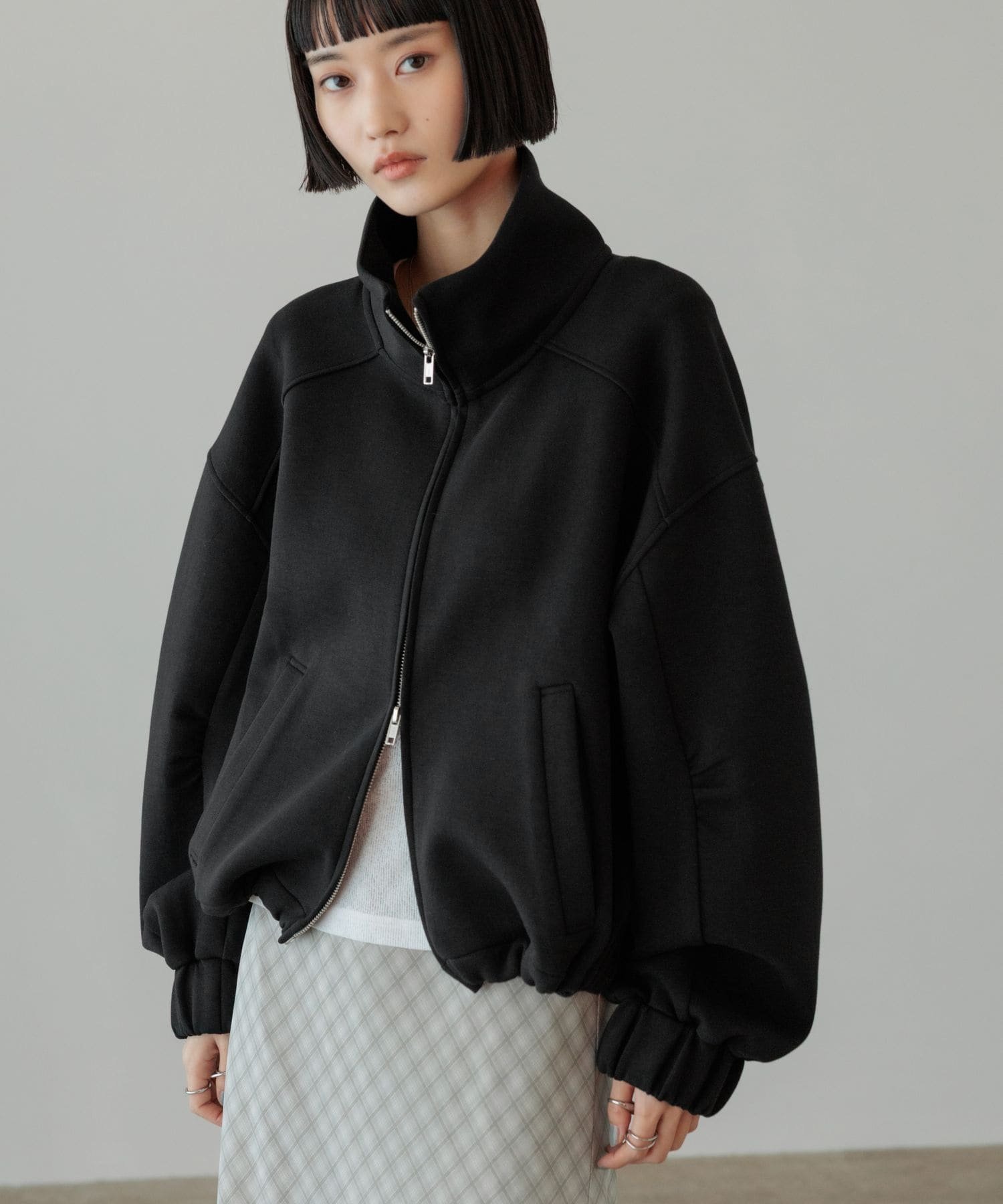 【ローリーズファーム/LOWRYS FARM】のダンボールブルゾン インテリア・キッズ・メンズ・レディースファッション・服の通販 founy(ファウニー) 　ファッション　Fashion　レディースファッション　Fashion for Women　アウター　Coat / Outerwear Collection　ブルゾンジャケット・スポーティアウター　Blouson Jackets　おすすめ　Recommended / Our Picks　タイトスカート　Pencil Skirt, Tight Skirt　トレンド　Trend, Trending Now　ブルゾン　Blouson, Bomber Jacket　ボトム　Bottoms, Lower Wear　ブラック09|ID: prp329100004978414 ipo3291000000037309187