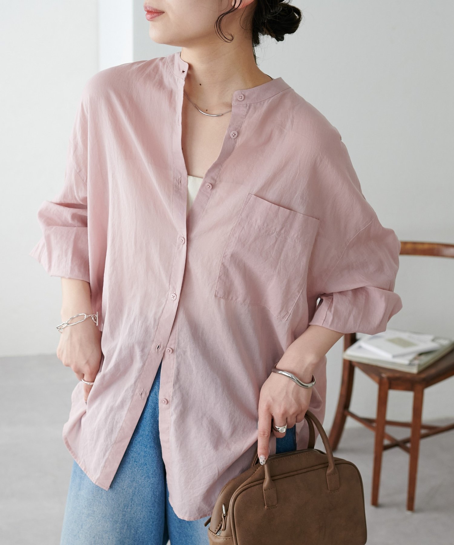 【ディスコート/Discoat】の【WEB限定】コットンシアーバンドカラーシャツ インテリア・キッズ・メンズ・レディースファッション・服の通販 founy(ファウニー) 　ファッション　Fashion　レディースファッション　Fashion for Women　トップス・カットソー　Cut & Sew Tops　シャツ・ブラウス・オフィスカジュアル　Elegant Blouses & Button-Ups　インナー　Innerwear　シンプル　Simple, Minimal　エレガント 上品　Elegant　羽織　Haori, Light Jacket　ピンク|ID: prp329100004978434 ipo3291000000037309308