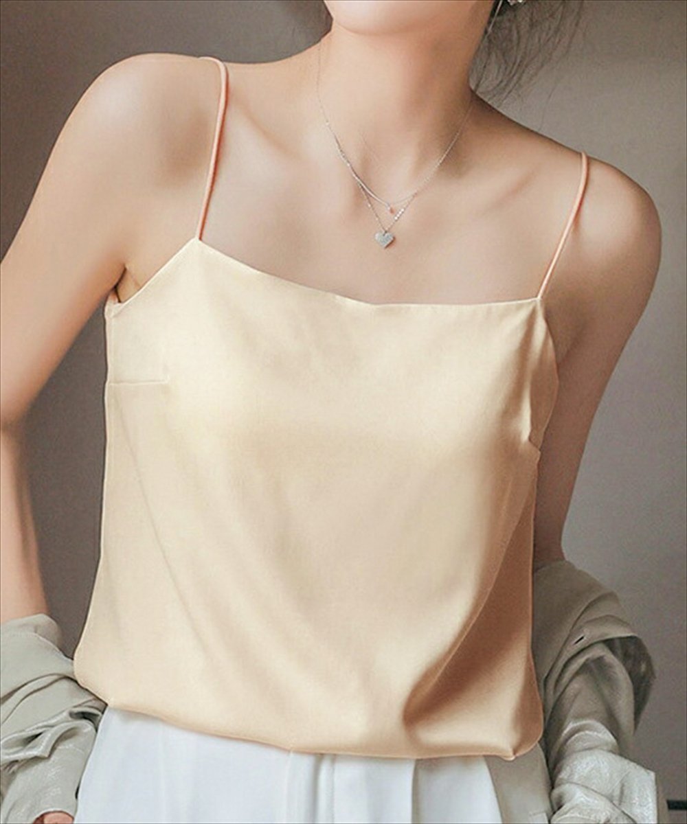 【ラジュール/Lajour】のカップ付きキャミソール インテリア・キッズ・メンズ・レディースファッション・服の通販 founy(ファウニー) 　ファッション　Fashion　レディースファッション　Fashion for Women　トップス・カットソー　Cut & Sew Tops　キャミソール&ノースリーブ　Camisoles & Sleeveless Tops　キャミソール　Camisole, Spaghetti Strap Top　サテン　Satin, Glossy Fabric　デコルテ　Décolleté, Neckline　フィット　Fit, Slim Fit　ラップ　Wrap, Wrap Design　エレガント 上品　Elegant　Aタイプベージュ|ID: prp329100004978444 ipo3291000000037309370