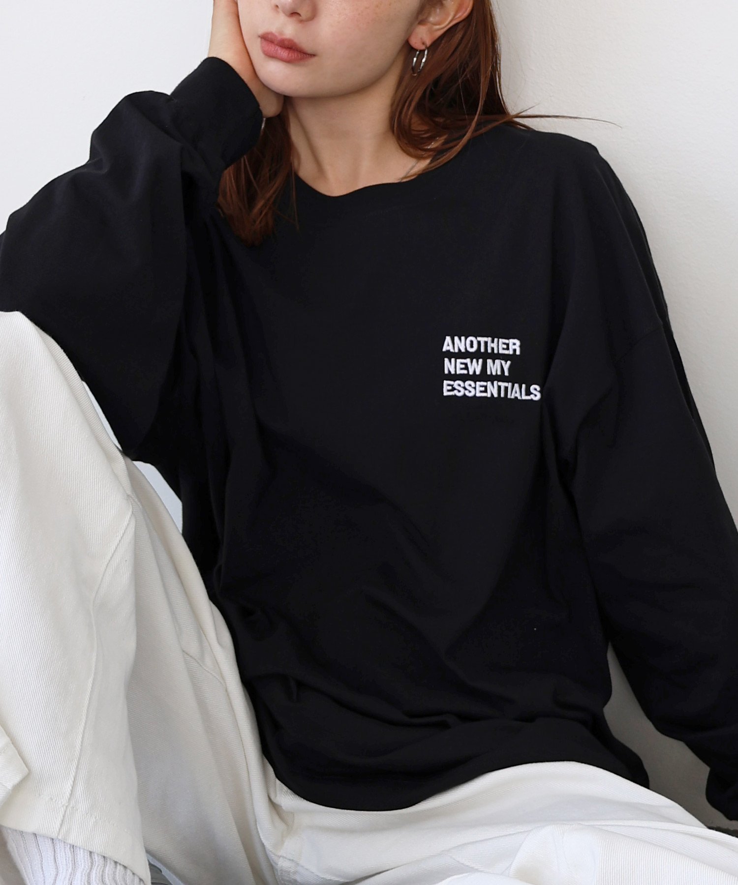 【アンドミー/andme】のANME エンブロイダリー ロゴ 長袖 Tシャツ ANME アンメ インテリア・キッズ・メンズ・レディースファッション・服の通販 founy(ファウニー) 　ファッション　Fashion　レディースファッション　Fashion for Women　トップス・カットソー　Cut & Sew Tops　シャツ・ブラウス・オフィスカジュアル　Elegant Blouses & Button-Ups　ロングTシャツ・Tシャツ　Longline T-Shirts & Tees　エンブロイダリー　Embroidery Design　シンプル　Simple, Minimal　定番　Standard, Basic Item　長袖　Long Sleeve, Full Sleeve　フラワー　Flower, Floral　プリント　Print, Printed Pattern　ボーダー　Border, Stripe　ポケット　Pocket, Pocket Detail　別注　Limited Edition, Custom Order　ワンポイント　One Point, Statement Accent　ブラック|ID: prp329100004978486 ipo3291000000037309612
