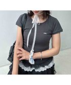 【アズノウアズ プラス/AS KNOW AS plus】の0『レースタイ付き』 裾フリル半袖Tシャツ 大人の最旬トレンドファッション＆コーディネート founy(ファウニー) ファッション Fashion レディースファッション Fashion for Women トップス・カットソー Cut & Sew Tops シャツ・ブラウス・オフィスカジュアル Elegant Blouses & Button-Ups ロングTシャツ・Tシャツ Longline T-Shirts & Tees コンパクト Compact, Small Size デニム Denim, Jeans Material トレンド Trend, Trending Now バランス Balance, Style Balance フリル Frill, Ruffle ボトム Bottoms, Lower Wear 半袖 Short Sleeve, Half Sleeve リボン Ribbon, Bow レース Lace, Lace Fabric 再入荷 Restock / Back in Stock プチプライス・低価格 Affordable / Budget Price おすすめ Recommended / Our Picks 夏 Summer thumbnail チャコール|ID: prp329100004978560 ipo3291000000037309898