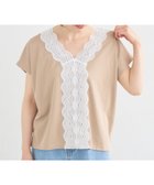 【ルクールブラン/le.coeur blanc】のフロントレースVネックカットソー 大人の最旬トレンドファッション＆コーディネート founy(ファウニー) ファッション Fashion レディースファッション Fashion for Women トップス・カットソー Cut & Sew Tops カットソー・ベーシックTシャツ Cut-and-Sewn Tops / Stretch Tees & Basics Vネックトップス V-Neck Tops / V-Cut Neckline Shirts カットソー Cut and Sewn Top シンプル Simple, Minimal スリーブ Sleeve, Long Sleeve / Short Sleeve ドッキング Docking, Mixed Material フレンチ French, French Style フロント Front, Front Design ボトム Bottoms, Lower Wear レース Lace, Lace Fabric エレガント 上品 Elegant thumbnail ベージュ|ID: prp329100004978583 ipo3291000000037309985