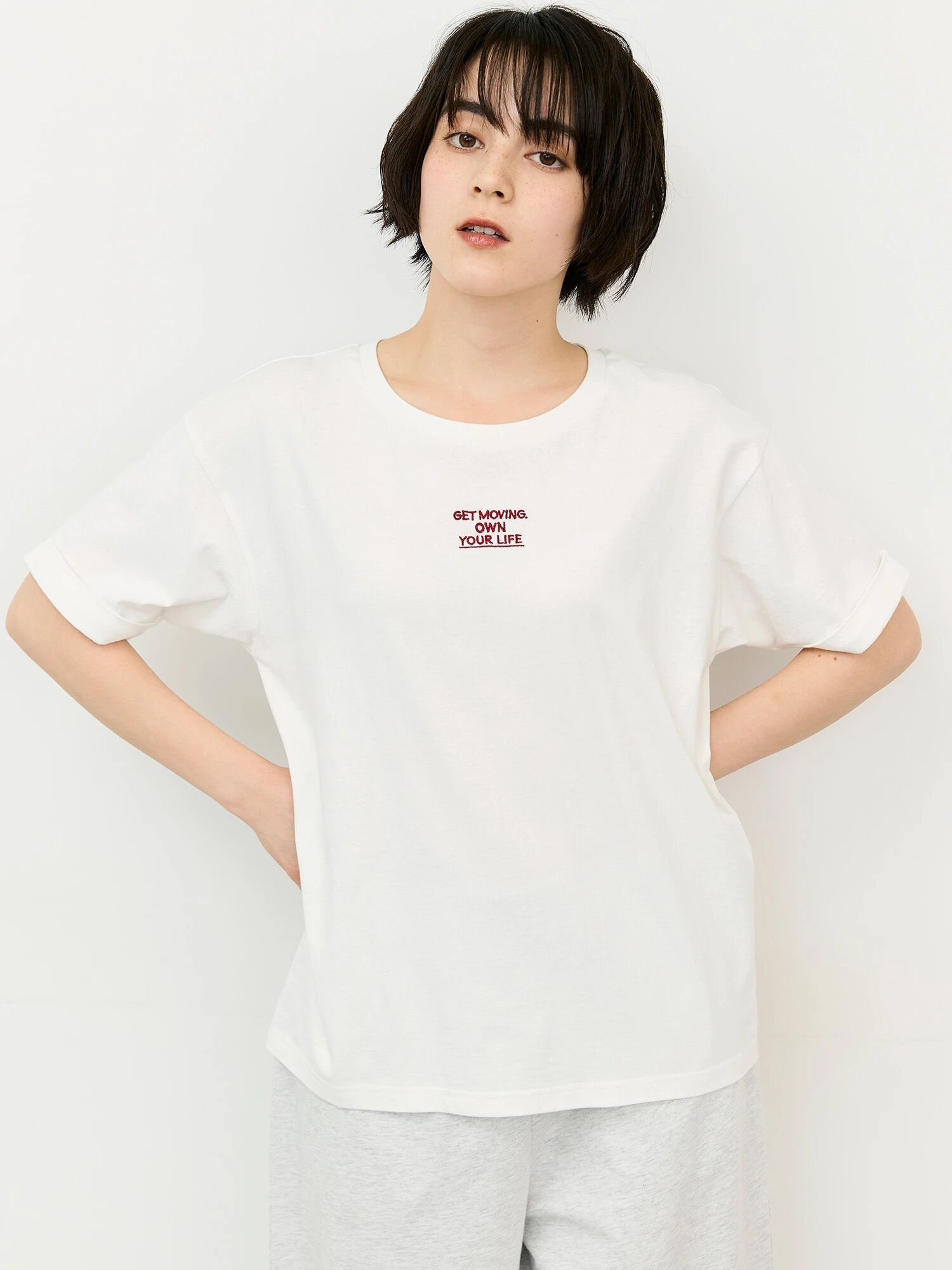 【サマンサモスモス/Samansa Mos2】の【接触冷感】アソートワンポイント刺繍Tシャツ 大人の最旬トレンドファッション＆コーディネート founy(ファウニー) 　ファッション　Fashion　レディースファッション　Fashion for Women　トップス・カットソー　Cut & Sew Tops　シャツ・ブラウス・オフィスカジュアル　Elegant Blouses & Button-Ups　ロングTシャツ・Tシャツ　Longline T-Shirts & Tees　ワンポイント　One Point, Statement Accent　 other-1|ID: prp329100004978604 ipo3291000000037310062