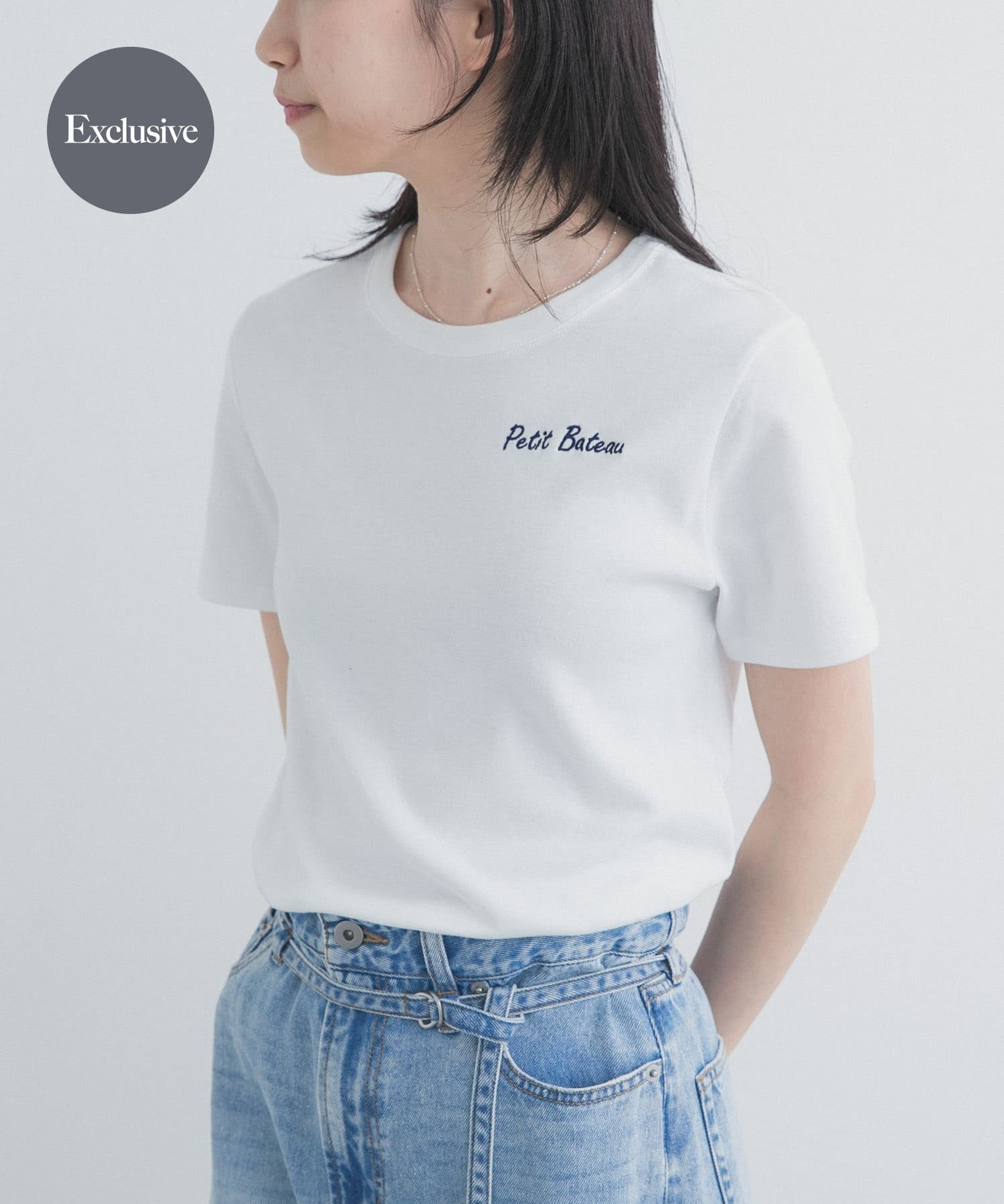 【アーバンリサーチ ドアーズ/URBAN RESEARCH DOORS】の『別注』PETIT BATEAU×DOORS EMBROIDERYT-SHIRTSCU インテリア・キッズ・メンズ・レディースファッション・服の通販 founy(ファウニー) 　ファッション　Fashion　レディースファッション　Fashion for Women　トップス・カットソー　Cut & Sew Tops　シャツ・ブラウス・オフィスカジュアル　Elegant Blouses & Button-Ups　ロングTシャツ・Tシャツ　Longline T-Shirts & Tees　定番　Standard, Basic Item　人気　Popular, Best Seller　フィット　Fit, Slim Fit　フランス　France, French　ベビー　Baby, Babywear　ベーシック　Basic, Essential　別注　Limited Edition, Custom Order　半袖　Short Sleeve, Half Sleeve　S/S・春夏　SS, Spring/Summer, Warm Season　夏　Summer　2026年　2026　2026春夏・S/S　Spring/Summer 2026 SS26　ホワイト|ID: prp329100004978638 ipo3291000000037310214