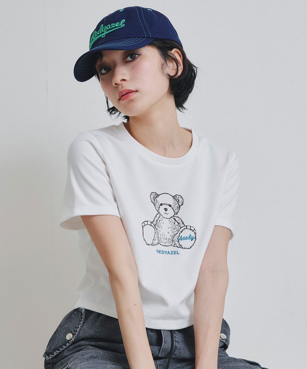 【レディアゼル/REDYAZEL】のAzely コンパクトTシャツ 大人の最旬トレンドファッション＆コーディネート founy(ファウニー) 　ファッション　Fashion　レディースファッション　Fashion for Women　トップス・カットソー　Cut & Sew Tops　シャツ・ブラウス・オフィスカジュアル　Elegant Blouses & Button-Ups　ロングTシャツ・Tシャツ　Longline T-Shirts & Tees　カーゴパンツ　Cargo Pants, Utility Pants　コンパクト　Compact, Small Size　シンプル　Simple, Minimal　トレンド　Trend, Trending Now　バランス　Balance, Style Balance　フロント　Front, Front Design　ボトム　Bottoms, Lower Wear　 other-1|ID: prp329100004978645 ipo3291000000037310238
