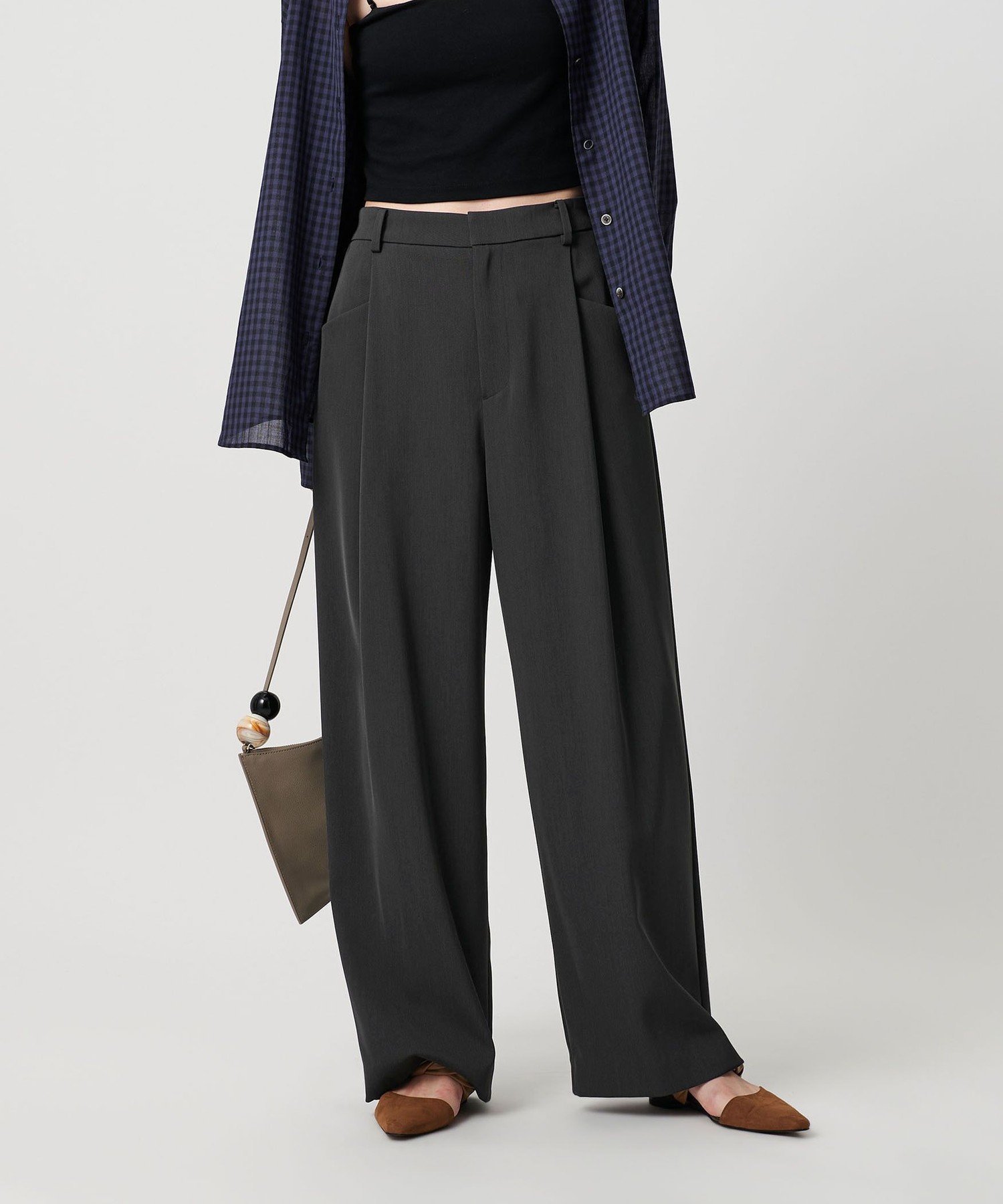 【ビューティ&ユース ユナイテッドアローズ/BEAUTY&YOUTH / UNITED ARROWS】のポリエステルブレンド ツイルバックゴムパンツ インテリア・キッズ・メンズ・レディースファッション・服の通販 founy(ファウニー) 　ファッション　Fashion　レディースファッション　Fashion for Women　パンツ　Pants & Trousers　バッグ　Bags　ストレート　Straight, Straight Cut　スマート　Smart, Elegant　ダウン　Down, Puffer　ベロア　Velour, Soft Velvet　ボトム　Bottoms, Lower Wear　ポケット　Pocket, Pocket Detail　リラックス　Relax, Relaxed Fit　ルーズ　Loose, Oversized　ワイド　Wide, Wide Fit　DK.GRAY|ID: prp329100004978668 ipo3291000000037310337