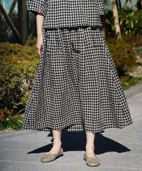 【ジャンニ ロ ジュディチェ/GIANNI LO GIUDICE】の洗える リネンコットンギンガムチェックスカート 大人の最旬トレンドファッション＆コーディネート founy(ファウニー) ファッション Fashion レディースファッション Fashion for Women スカート Skirts 春 Spring 洗える Machine Washable 秋 Autumn カットソー Cut and Sewn Top ギャザー Gathered, Ruffled ギンガム Gingham, Gingham Fabric セットアップ Set-Up, Coordinated Outfit チェック Check, Plaid, Tartan ポケット Pocket, Pocket Detail 無地 Plain, Solid Color リネン Linen, Linen Fabric ロング Long, Long-Length 冬 Winter / This Winter S/S・春夏 SS, Spring/Summer, Warm Season おすすめ Recommended / Our Picks 夏 Summer |ID:prp329100004978712