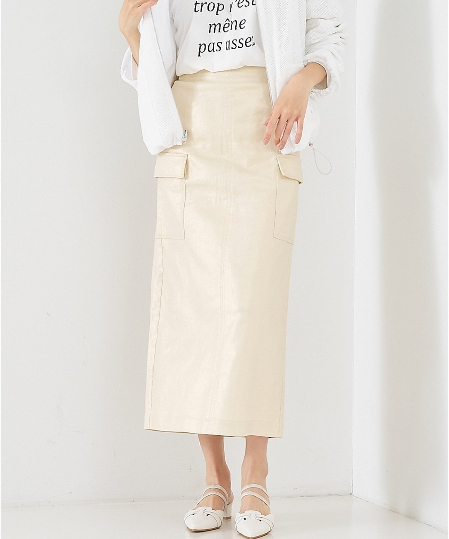 【アバハウスマヴィ/abahouse mavie】の箔 綿ストレッチカーゴスカート インテリア・キッズ・メンズ・レディースファッション・服の通販 founy(ファウニー) 　ファッション　Fashion　レディースファッション　Fashion for Women　スカート　Skirts　シンプル　Simple, Minimal　ジャケット　Jacket, Outerwear　ストレッチ　Stretch, Stretchy Fabric　トレンド　Trend, Trending Now　プリント　Print, Printed Pattern　ベスト　Vest, Waistcoat　定番　Standard, Basic Item　無地　Plain, Solid Color　ゴールド|ID: prp329100004978735 ipo3291000000037310587