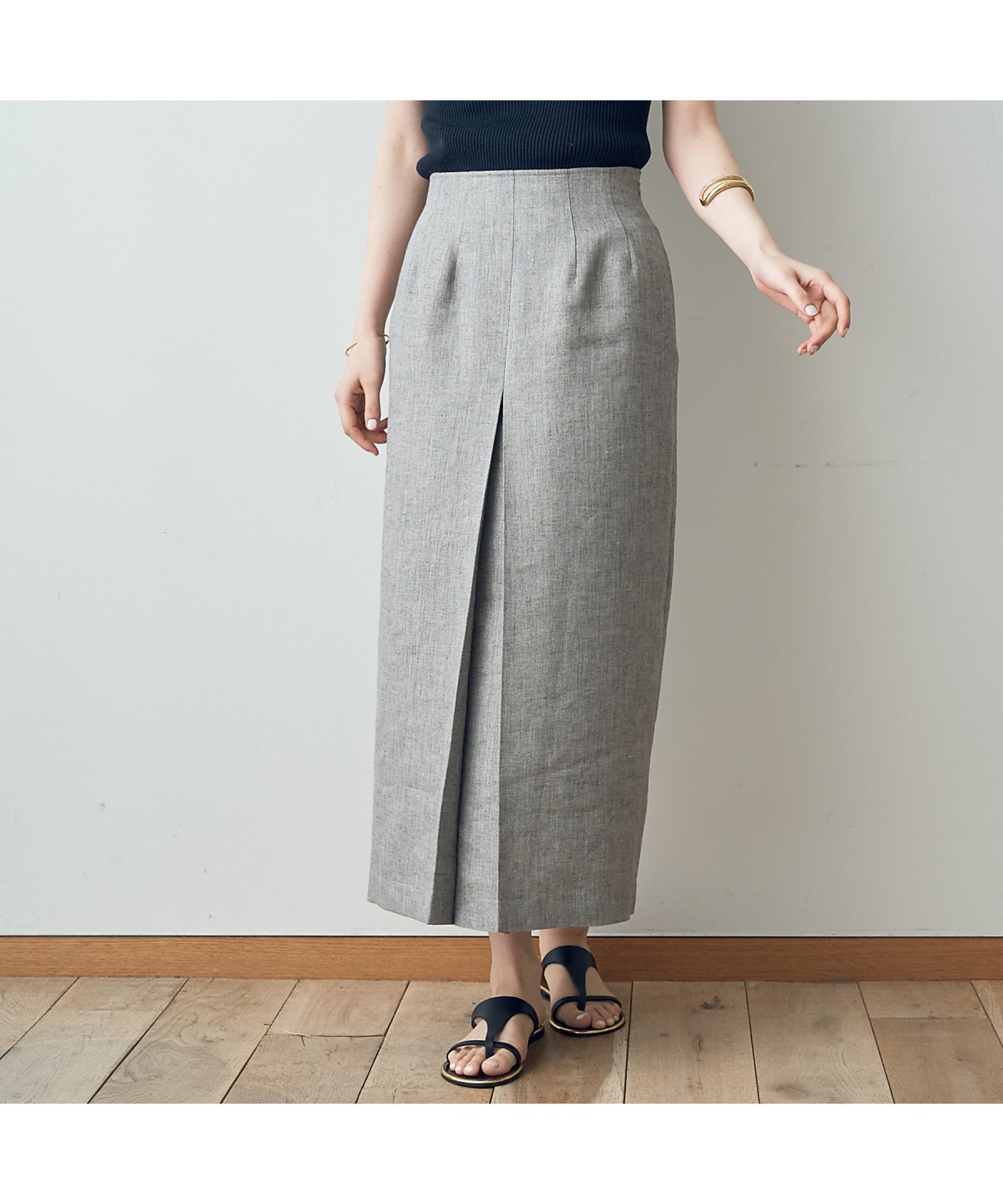 【ルージュヴィフラクレ/Rouge vif la cle】のラメリネンスリットスカート インテリア・キッズ・メンズ・レディースファッション・服の通販 founy(ファウニー) 　ファッション　Fashion　レディースファッション　Fashion for Women　スカート　Skirts　シャイニー　Shiny, Glossy Finish　シルバー　Silver, Metallic Silver　スリット　Slit, Slit Detail　タイトスカート　Pencil Skirt, Tight Skirt　トレンド　Trend, Trending Now　フロント　Front, Front Design　夏　Summer　春　Spring　S/S・春夏　SS, Spring/Summer, Warm Season　グレー|ID: prp329100004978744 ipo3291000000037310618