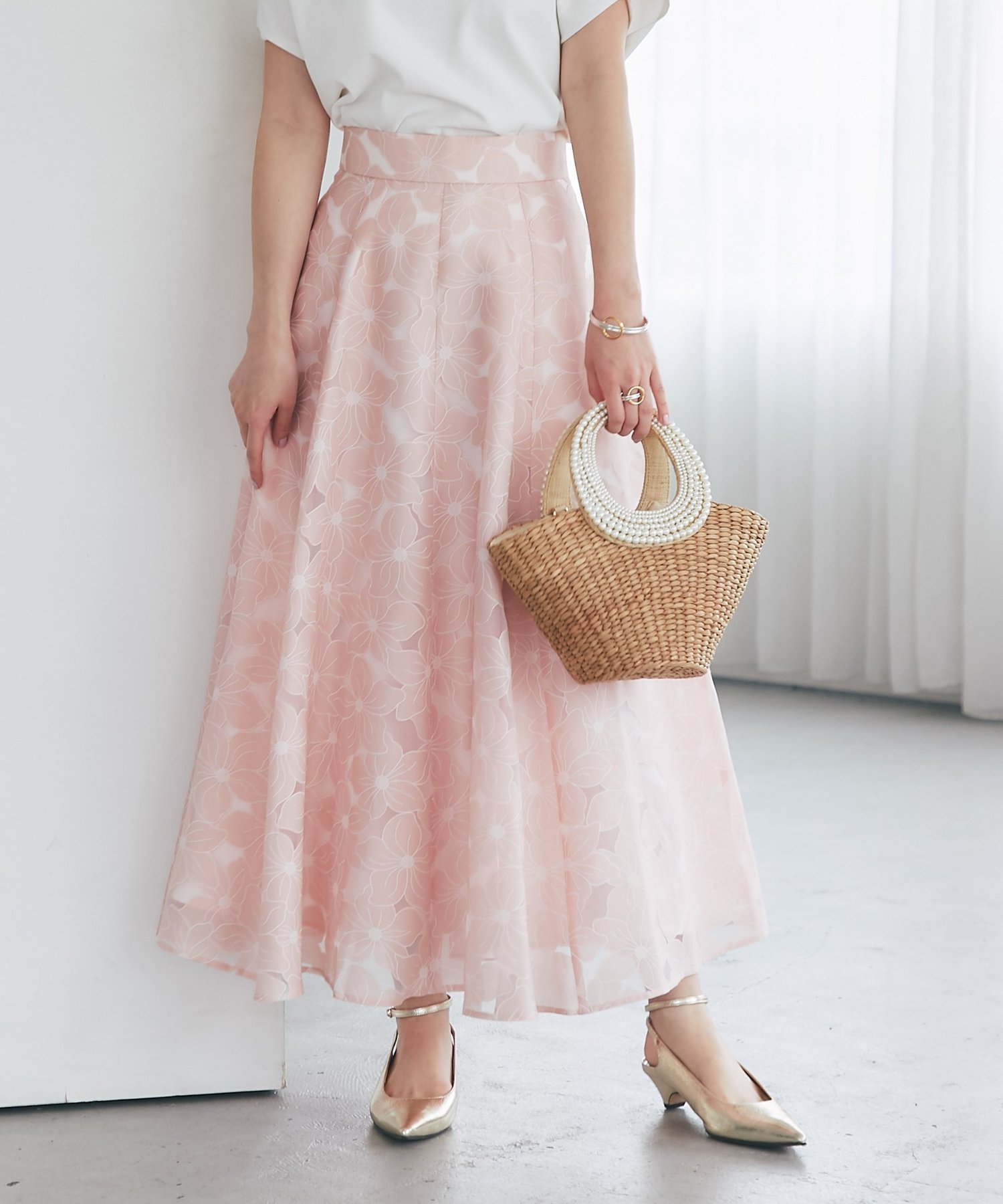 【ラブティックボンボン/La boutique BonBon】の【BonBonガールズセレクト】オパール加工お花フレアスカート 大人の最旬トレンドファッション＆コーディネート founy(ファウニー) 　ファッション　Fashion　レディースファッション　Fashion for Women　スカート　Skirts　Aライン・フレアスカート　A-Line & Flared Skirts　オケージョン　Occasion Wear　春　Spring　カットソー　Cut and Sewn Top　コンパクト　Compact, Small Size　バランス　Balance, Style Balance　フェミニン　Feminine, Girly　フレア　Flare, Flared　ポケット　Pocket, Pocket Detail　ロマンティック　Romantic, Feminine Style　おすすめ　Recommended / Our Picks　夏　Summer　エレガント 上品　Elegant　セレモニー　Ceremony　結婚式　Wedding　ビジネス 仕事 通勤　Business / Work / Commuting　 other-1|ID: prp329100004978754 ipo3291000000037310649