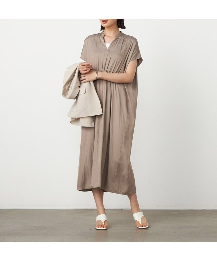 【コムサイズム/COMME CA ISM】のゆるっとろみワンピース インテリア・キッズ・メンズ・レディースファッション・服の通販 founy(ファウニー) https://founy.com/ ファッション Fashion レディースファッション Fashion for Women ワンピース Dresses とろみ Fluid, Flowy Fabric インナー Innerwear キャミソール Camisole, Spaghetti Strap Top ギャザー Gathered, Ruffled スリット Slit, Slit Detail タンク Tank Top, Sleeveless Top ファブリック Fabric, Textile リラックス Relax, Relaxed Fit エレガント 上品 Elegant 夏 Summer |ID: prp329100004978821 ipo3291000000037310877