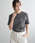 【イッカ/ikka】の【接触冷感】裾レイヤードプリントTシャツ 大人の最旬トレンドファッション＆コーディネート founy(ファウニー) ファッション Fashion レディースファッション Fashion for Women トップス・カットソー Cut & Sew Tops シャツ・ブラウス・オフィスカジュアル Elegant Blouses & Button-Ups ロングTシャツ・Tシャツ Longline T-Shirts & Tees プリント Print, Printed Pattern レギュラー Regular, Standard Fit thumbnail チャコール|ID: prp329100004978920 ipo3291000000037311236